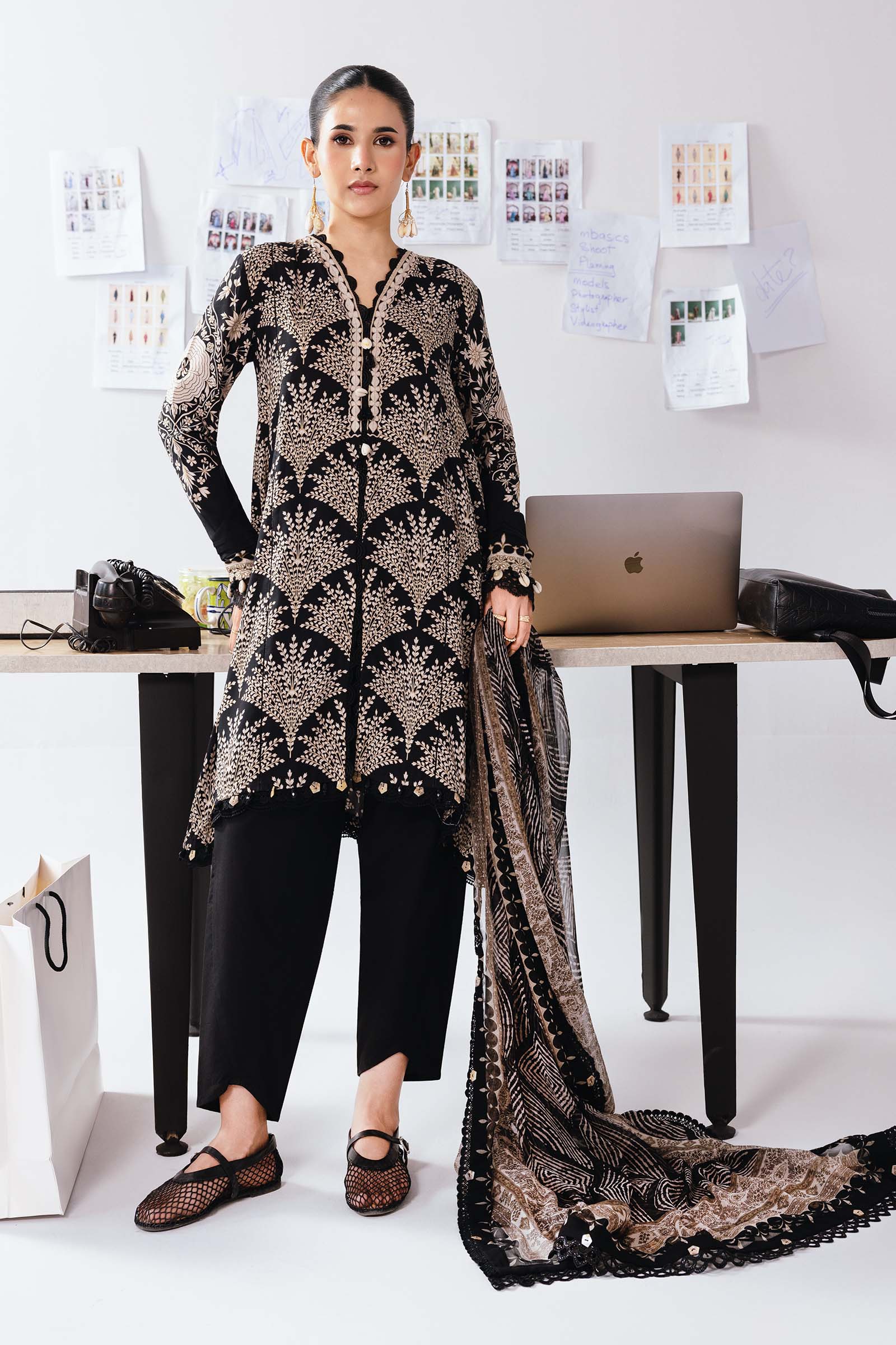 3 Pc Unstitched Printed Linen Suit – Maria.B. Designs (AE)