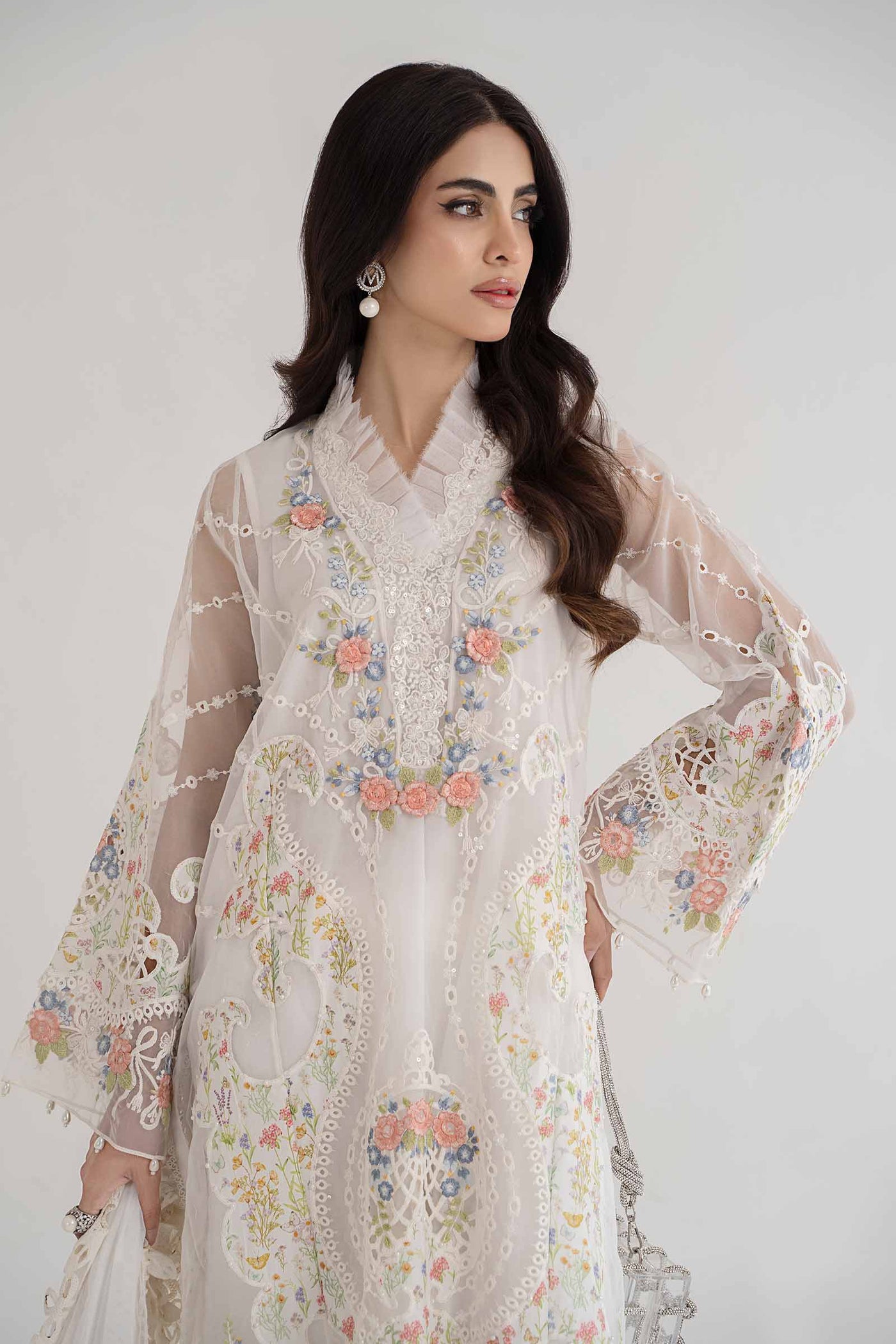 3 PIECE EMBROIDERED LAWN SUIT | DS-2405-A