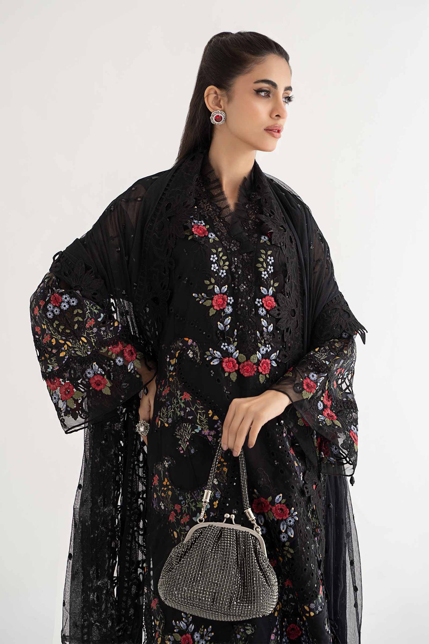 3 PIECE EMBROIDERED LAWN SUIT | DS-2405-B