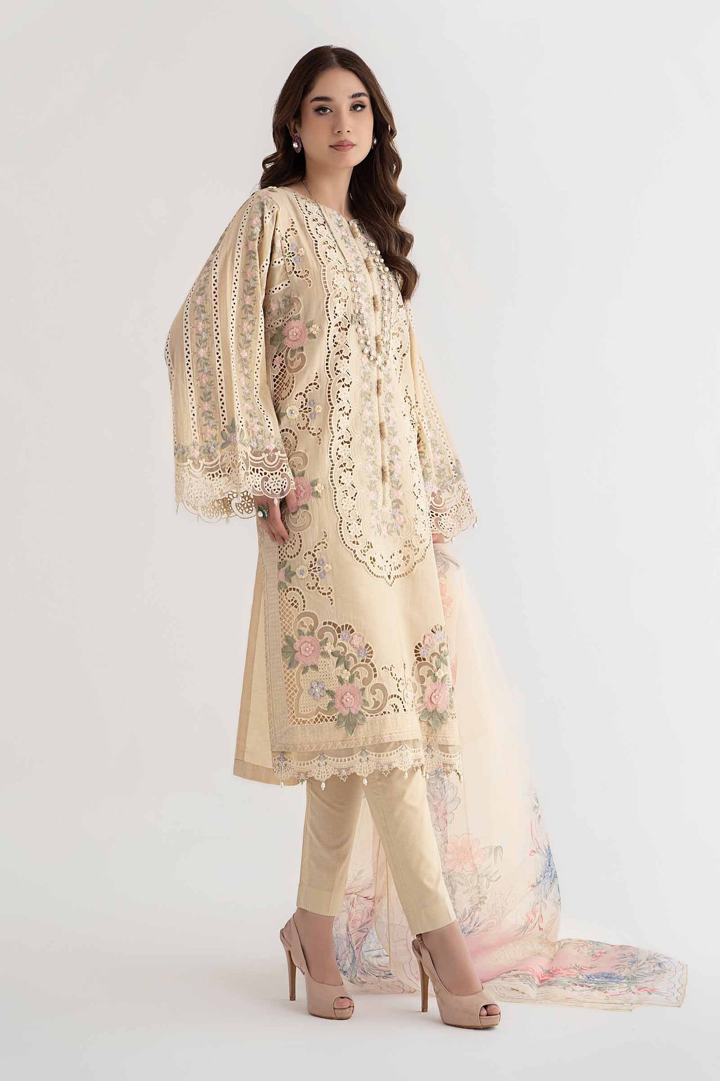 3 PIECE EMBROIDERED LAWN SUIT | DS-2406-B