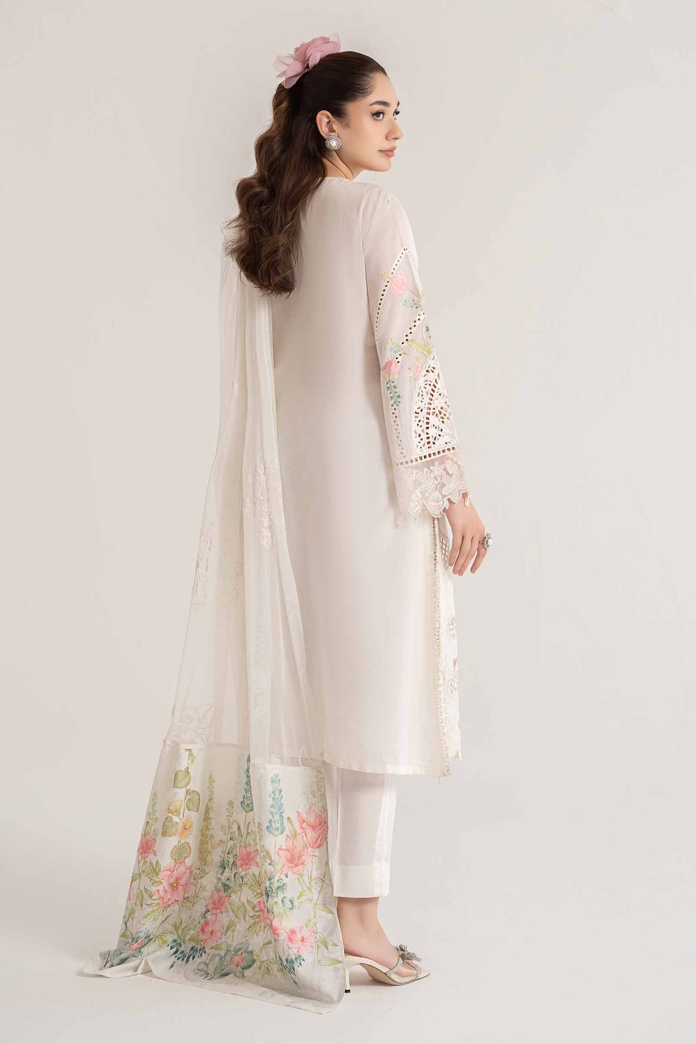 3 PIECE EMBROIDERED LAWN SUIT | DS-2407-A