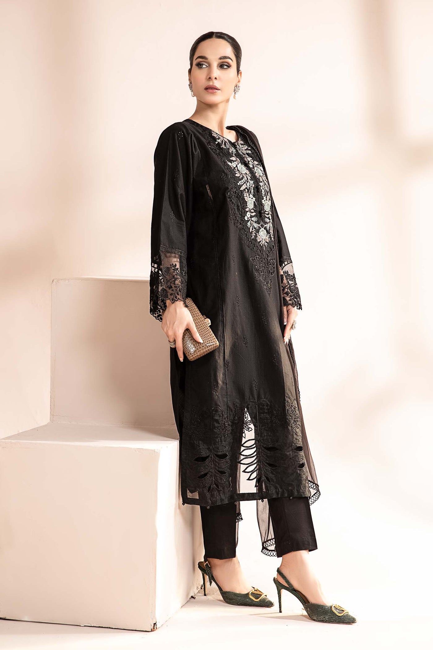 3 PIECE EMBROIDERED SELF JACQUARD LAWN SUIT | DW-MN24-02