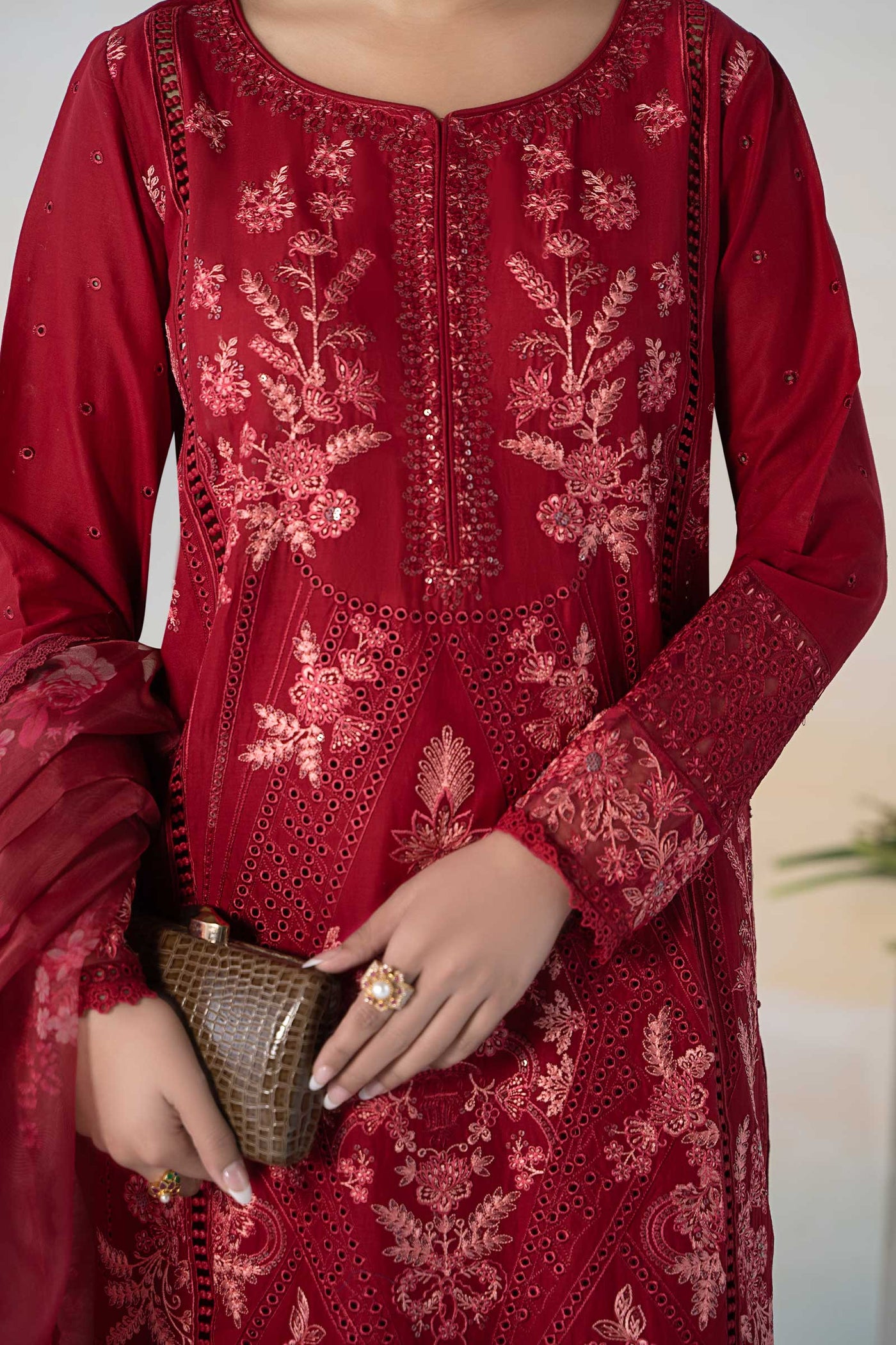3 PIECE EMBROIDERED LAWN SUIT | DW-EF24-20