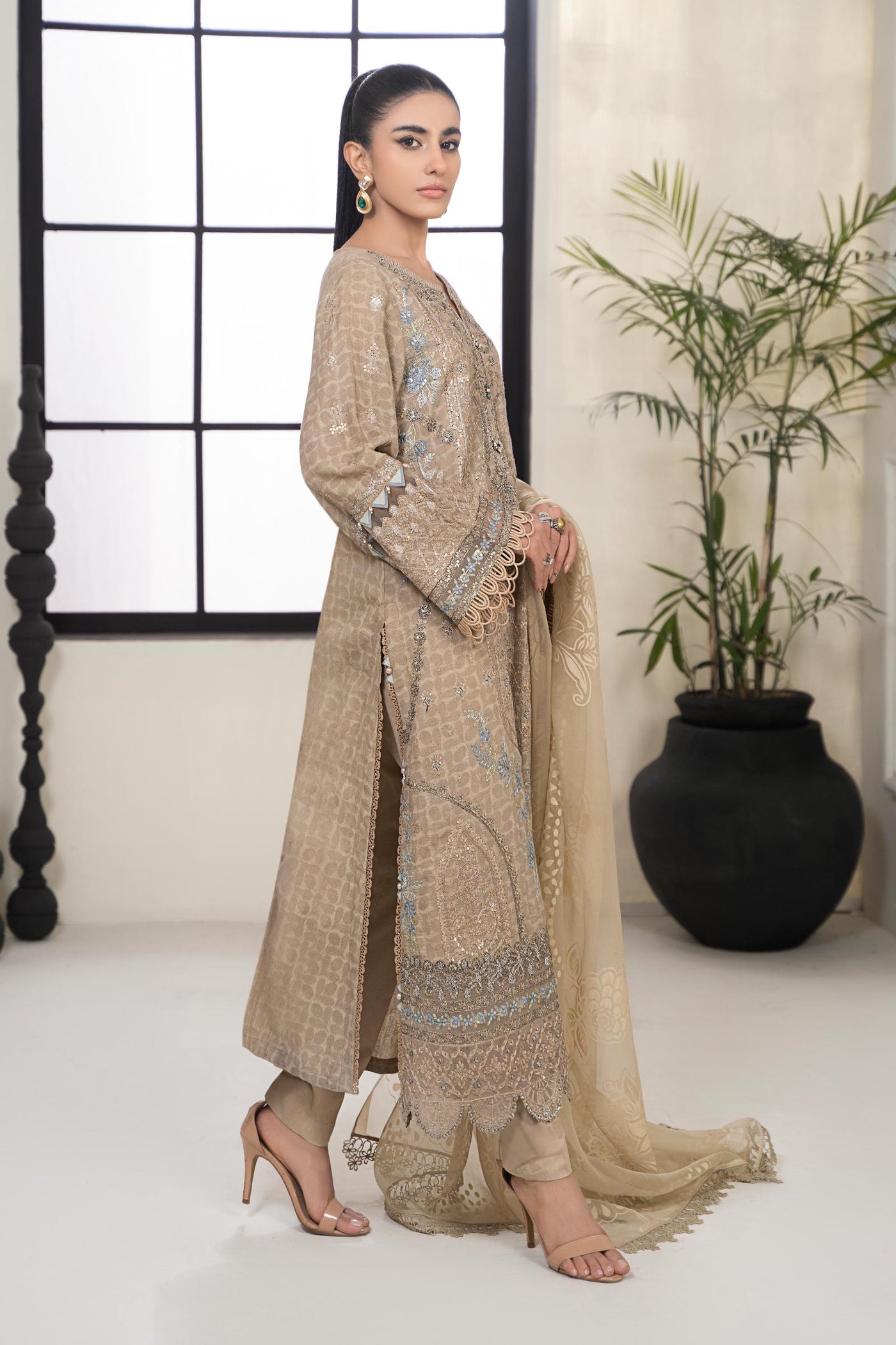 3 PIECE EMBROIDERED SELF JACQUARD SUIT | DW-EF24-31
