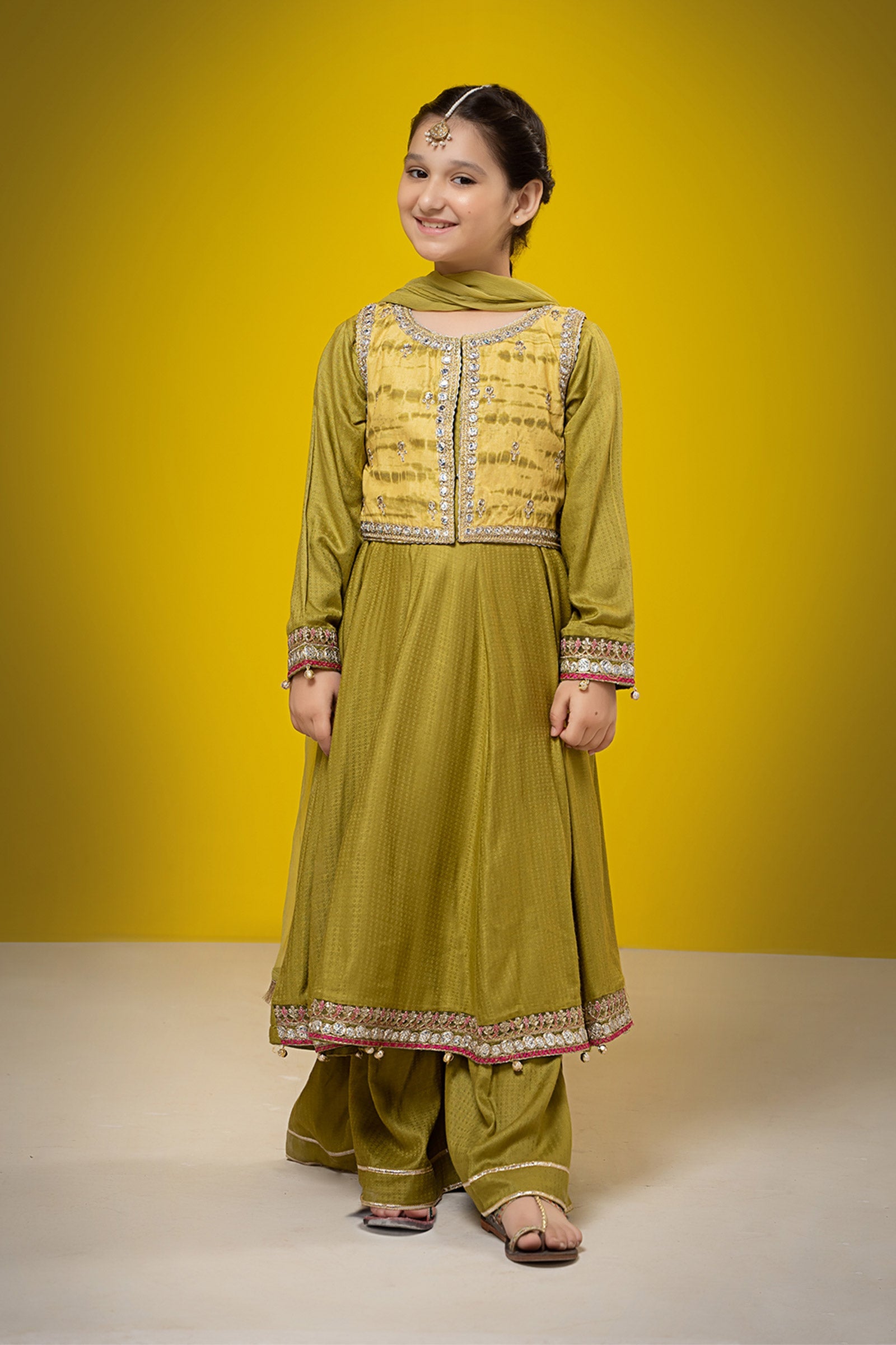 Suit Green MKD W23 12 Maria B Designs AE suit-green-mkd-w23-12-maria-b-designs-ae