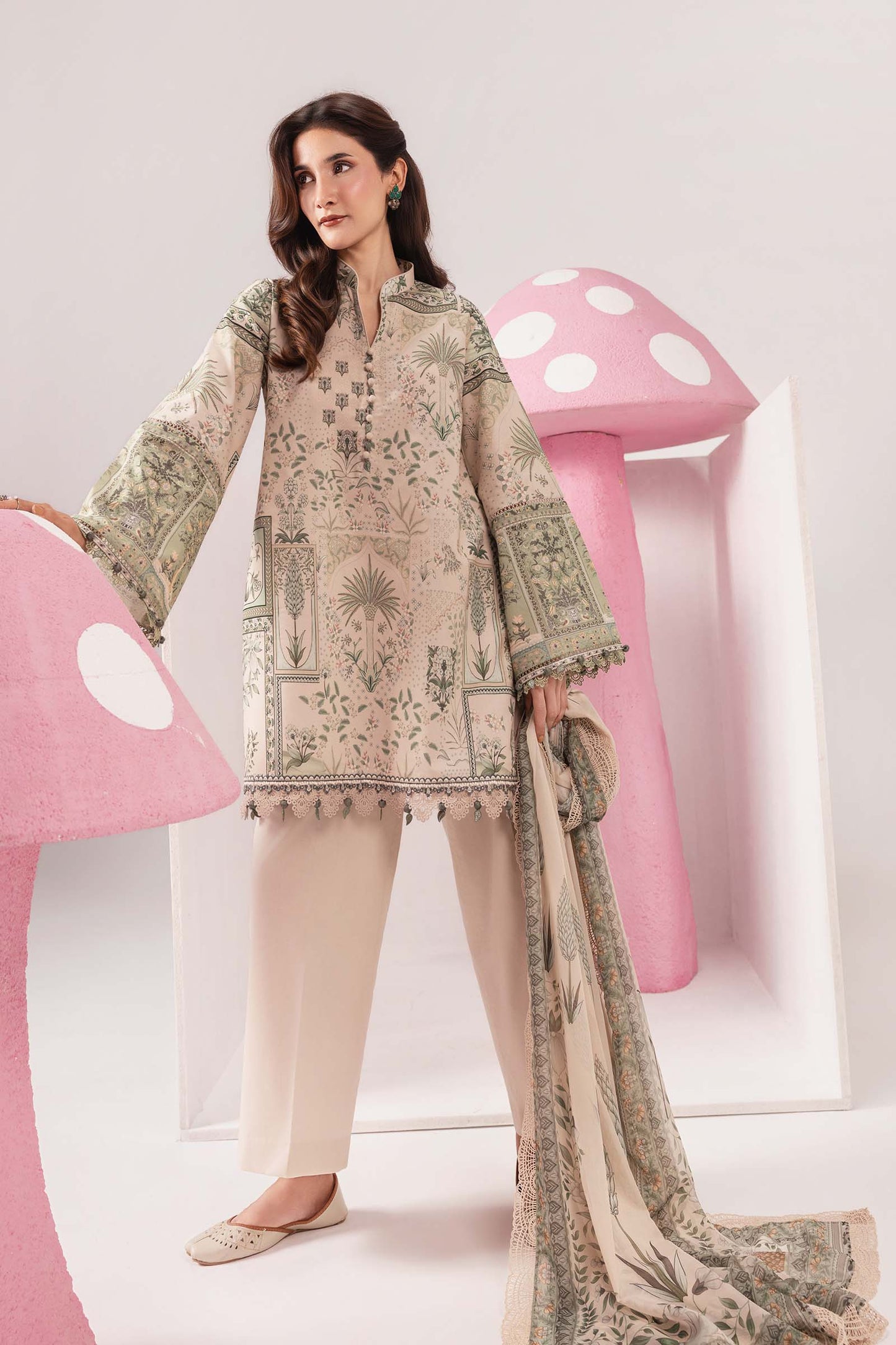 3 Pc Unstitched Embroidered Lawn Suit