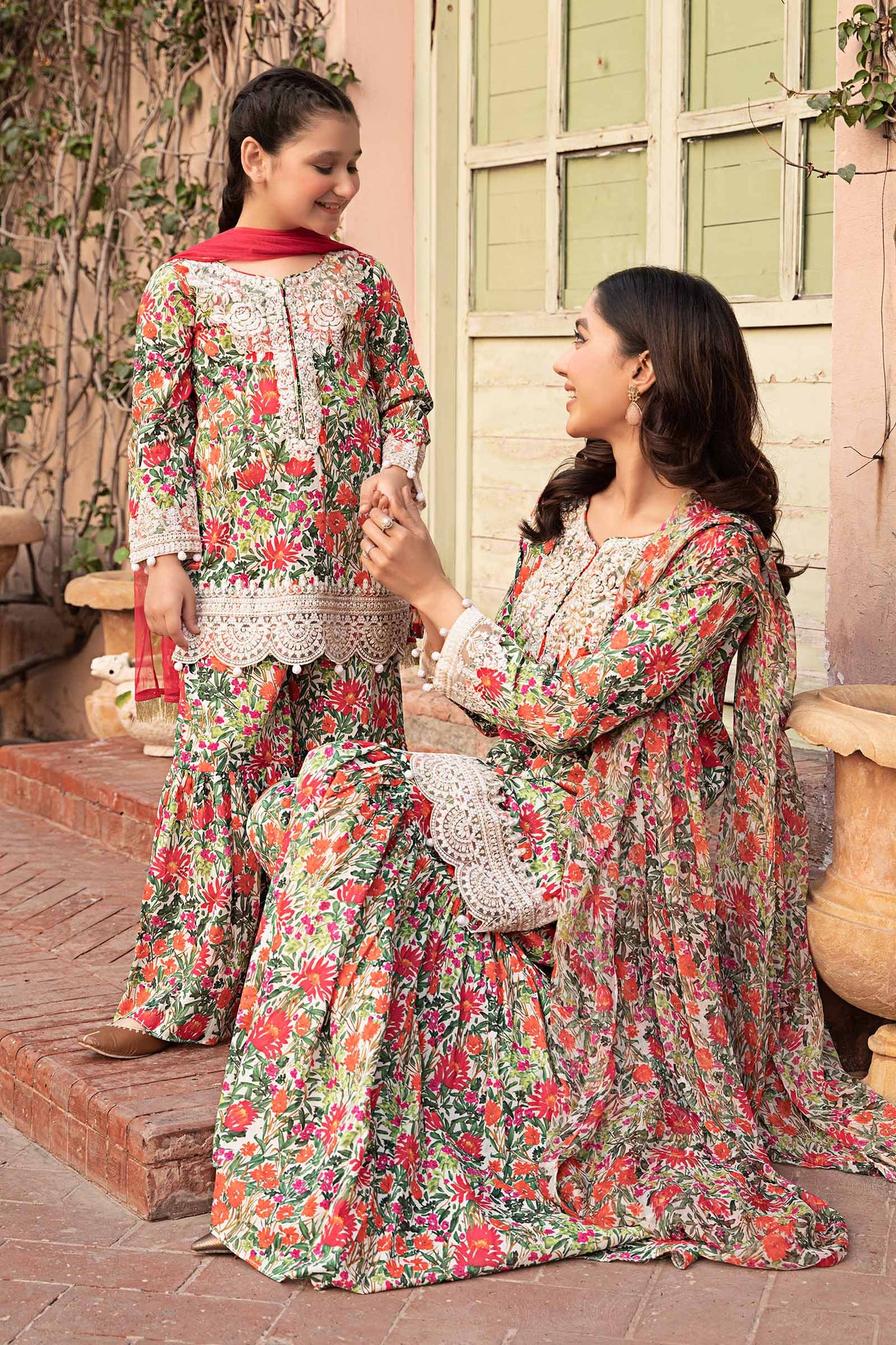3 PIECE EMBROIDERED LAWN SUIT | MKD-EF24-25