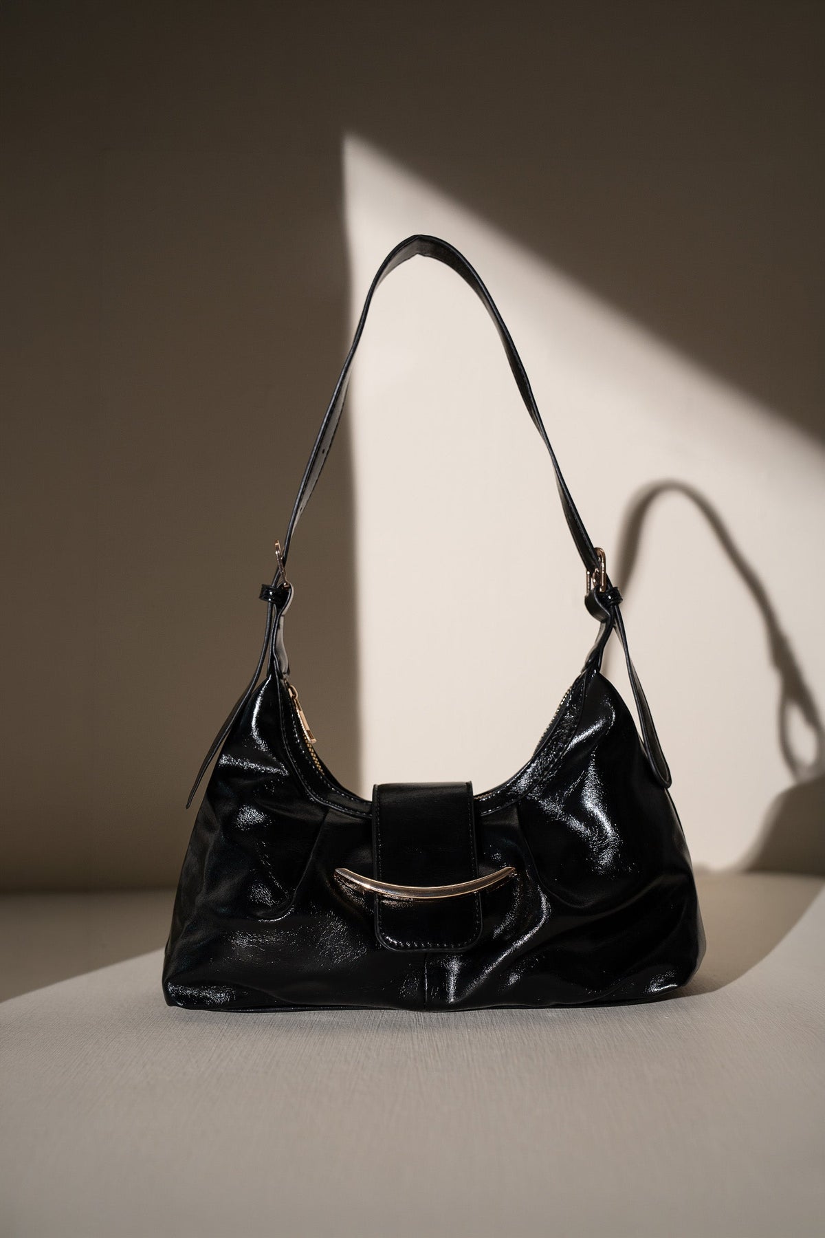Retro Buckled Bag