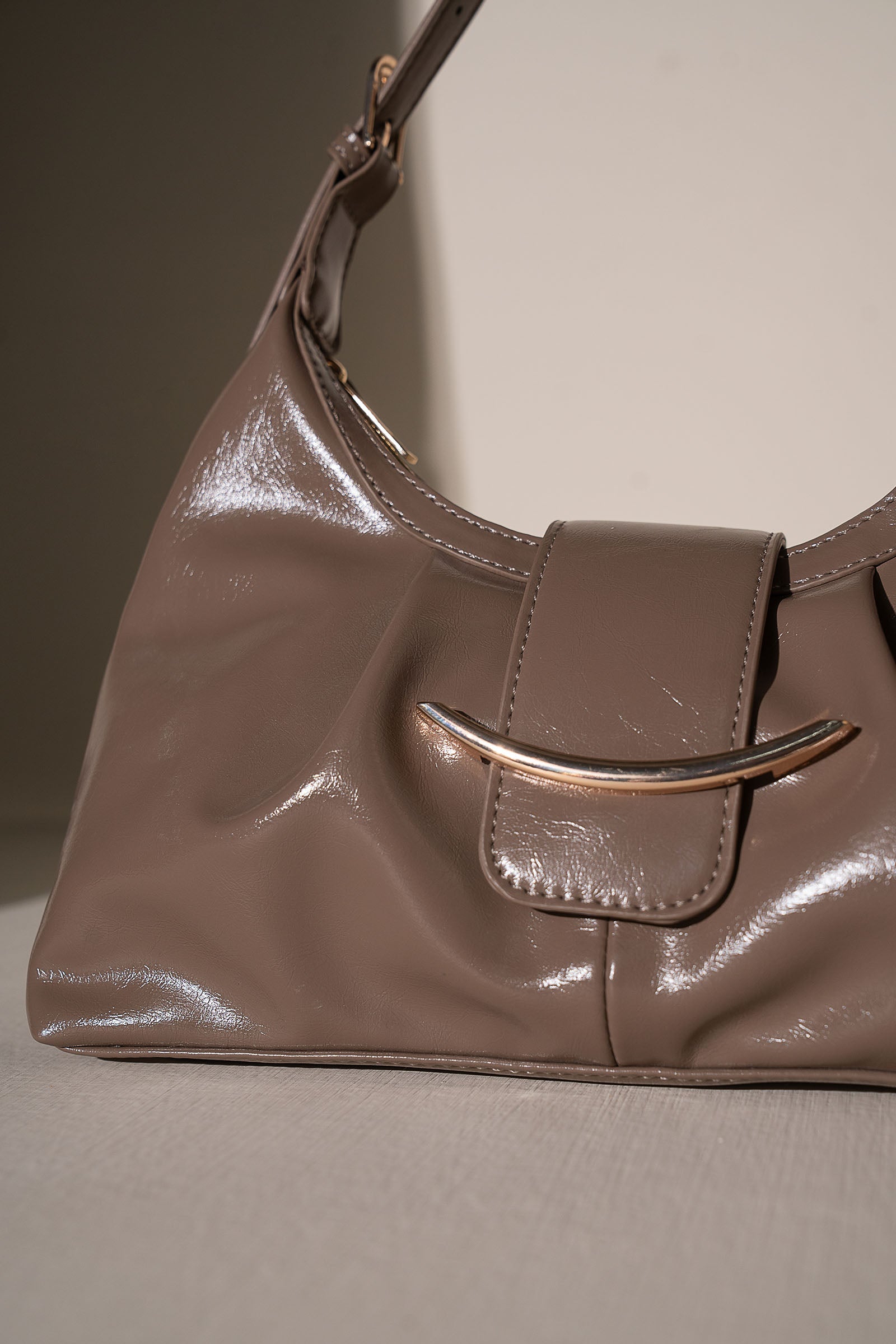 Retro Buckled Bag