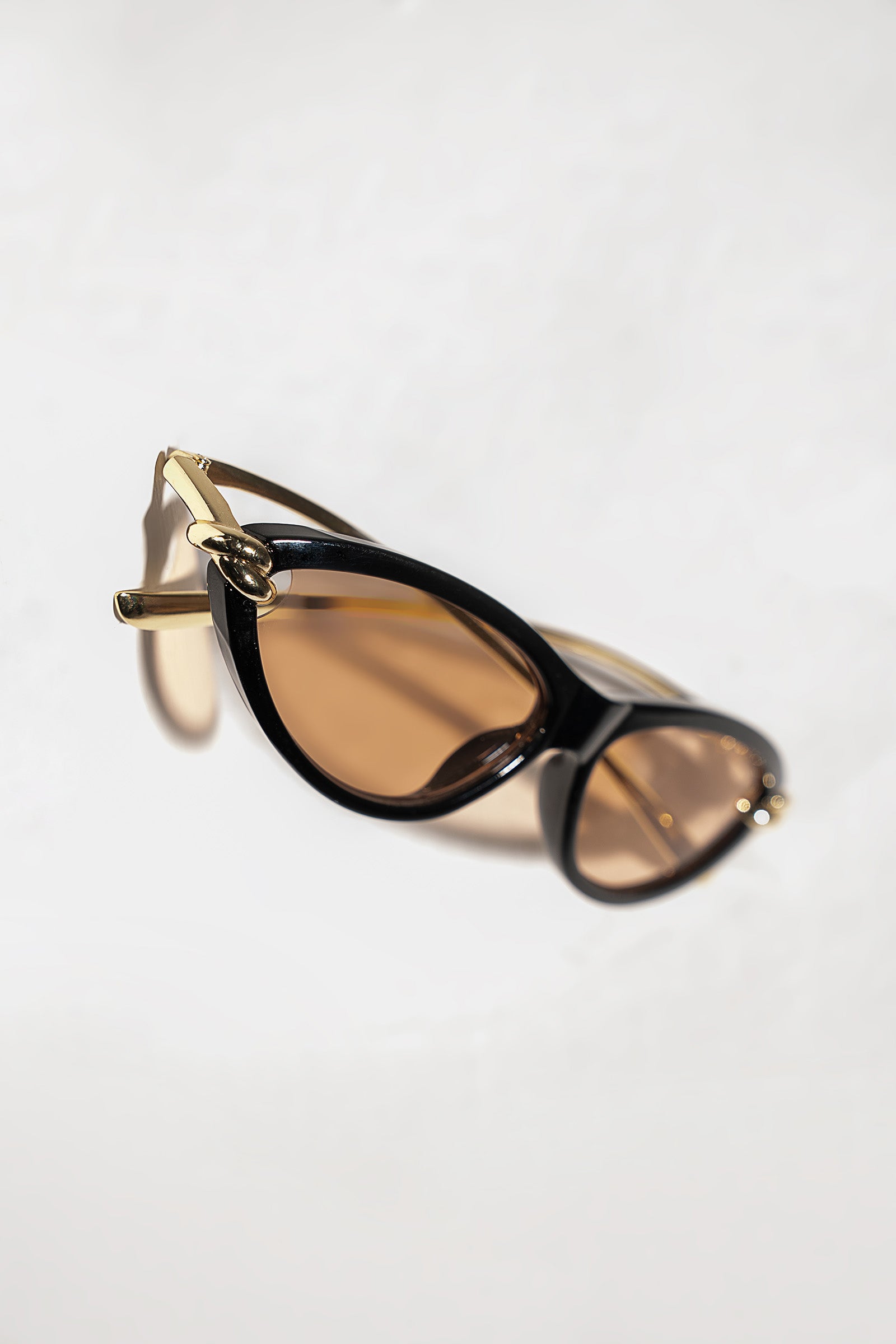 Narrow Cat Eye Sunglasses