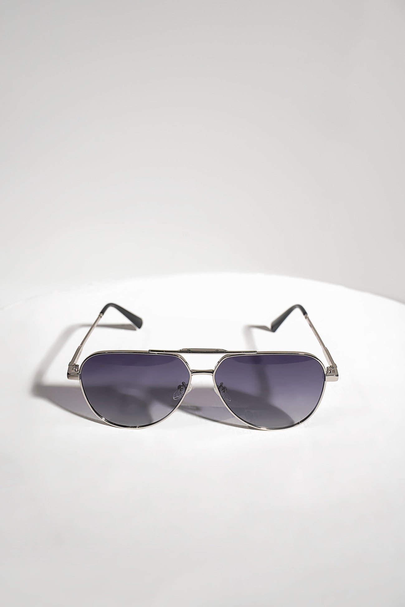 Retro Navigator Sunglasses