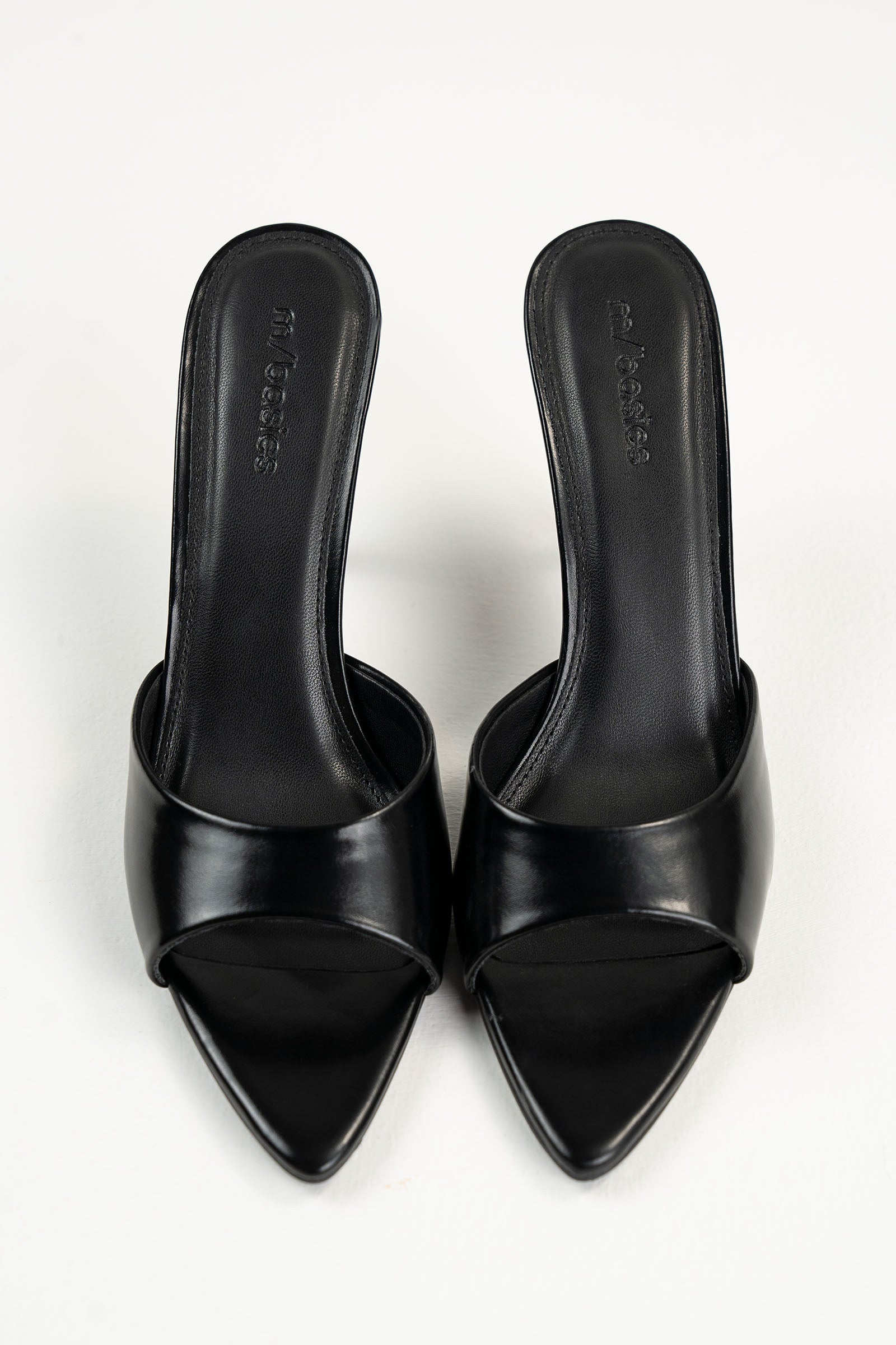 Ocon Pointed Heels