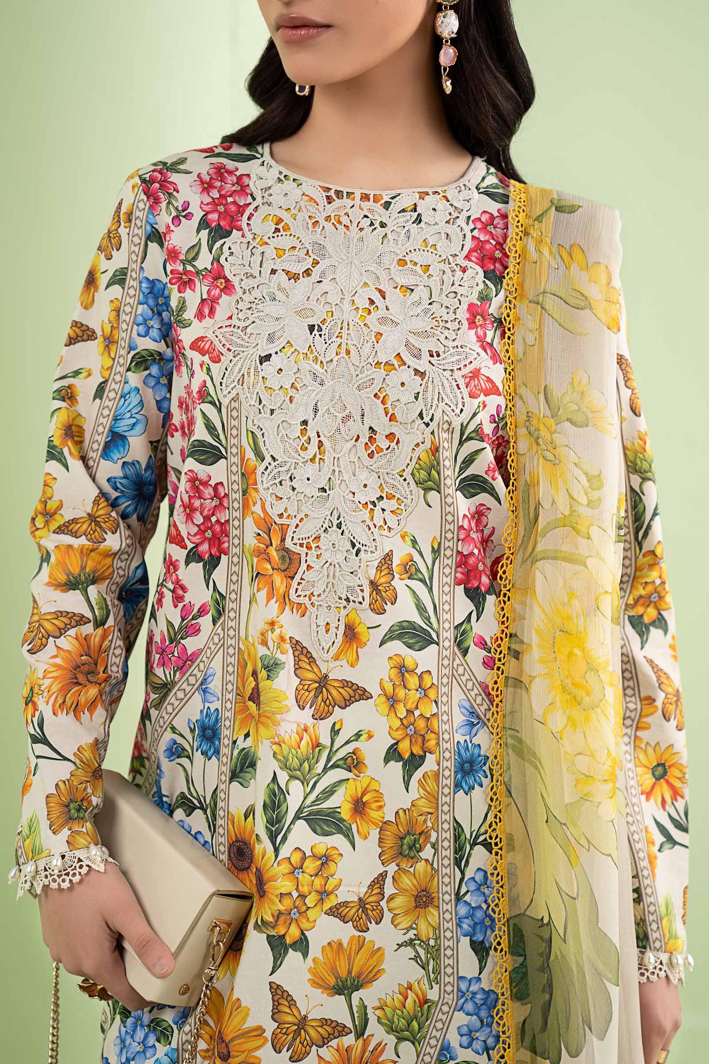 3 Piece Embroidered Lawn Suit