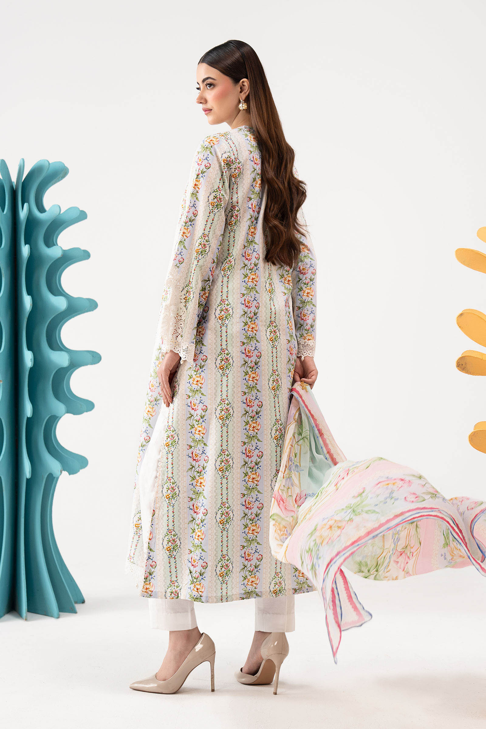 3 Piece Embroidered Lawn Suit