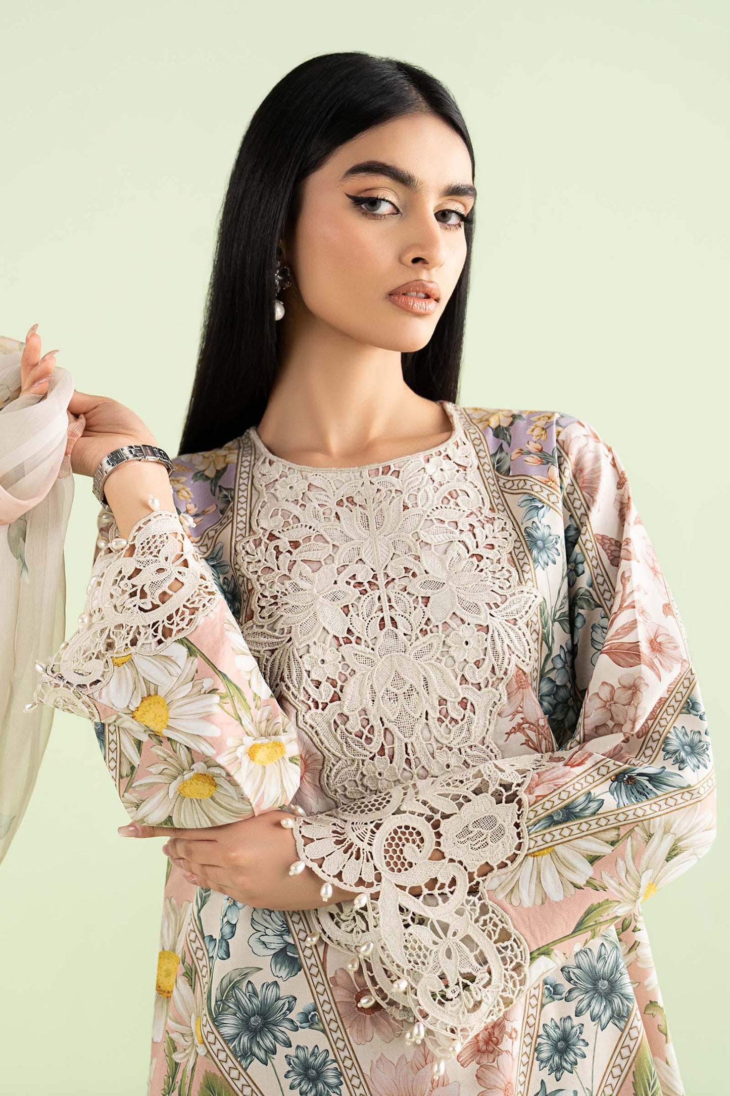 3 Piece Embroidered Lawn Suit