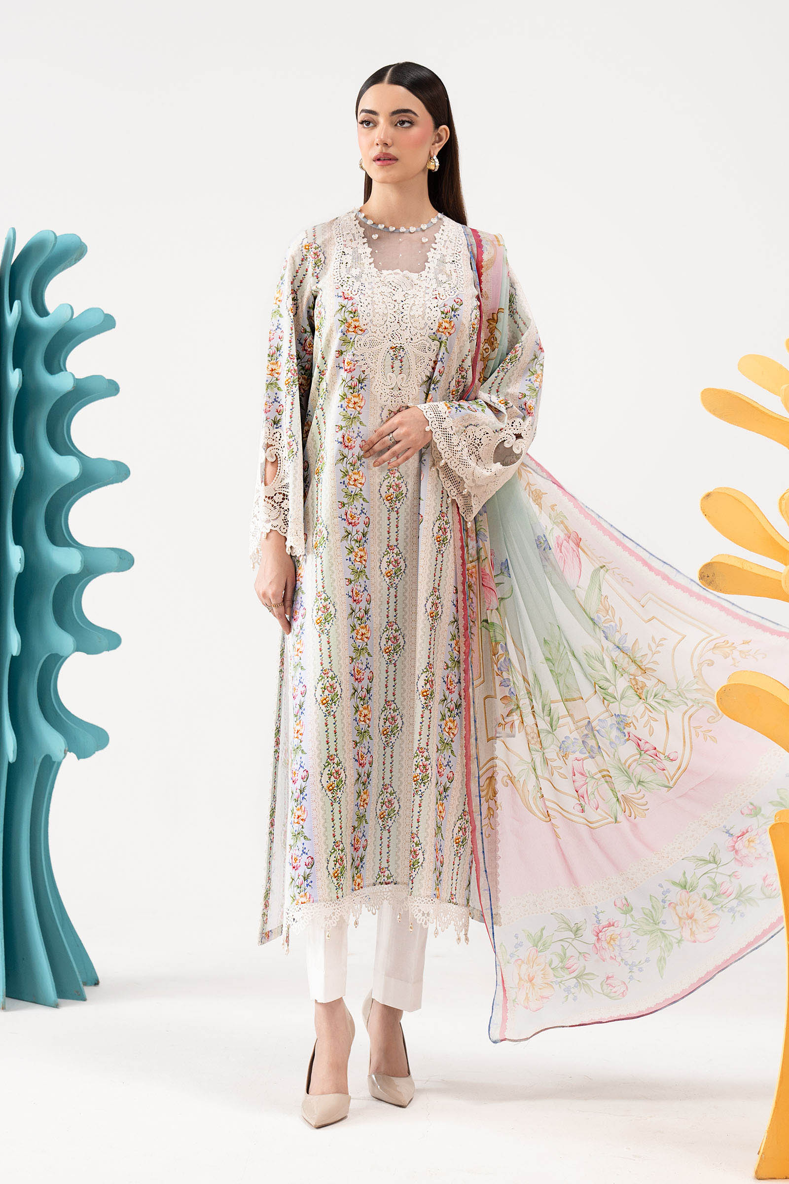 3 Piece Embroidered Lawn Suit