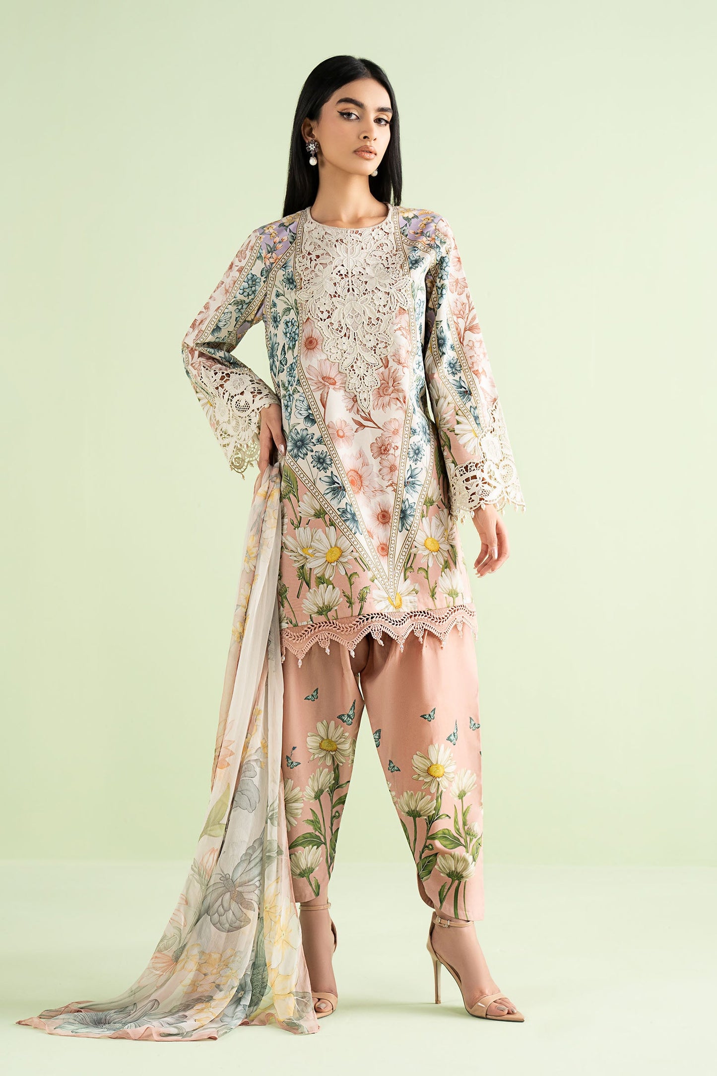 3 Piece Embroidered Lawn Suit