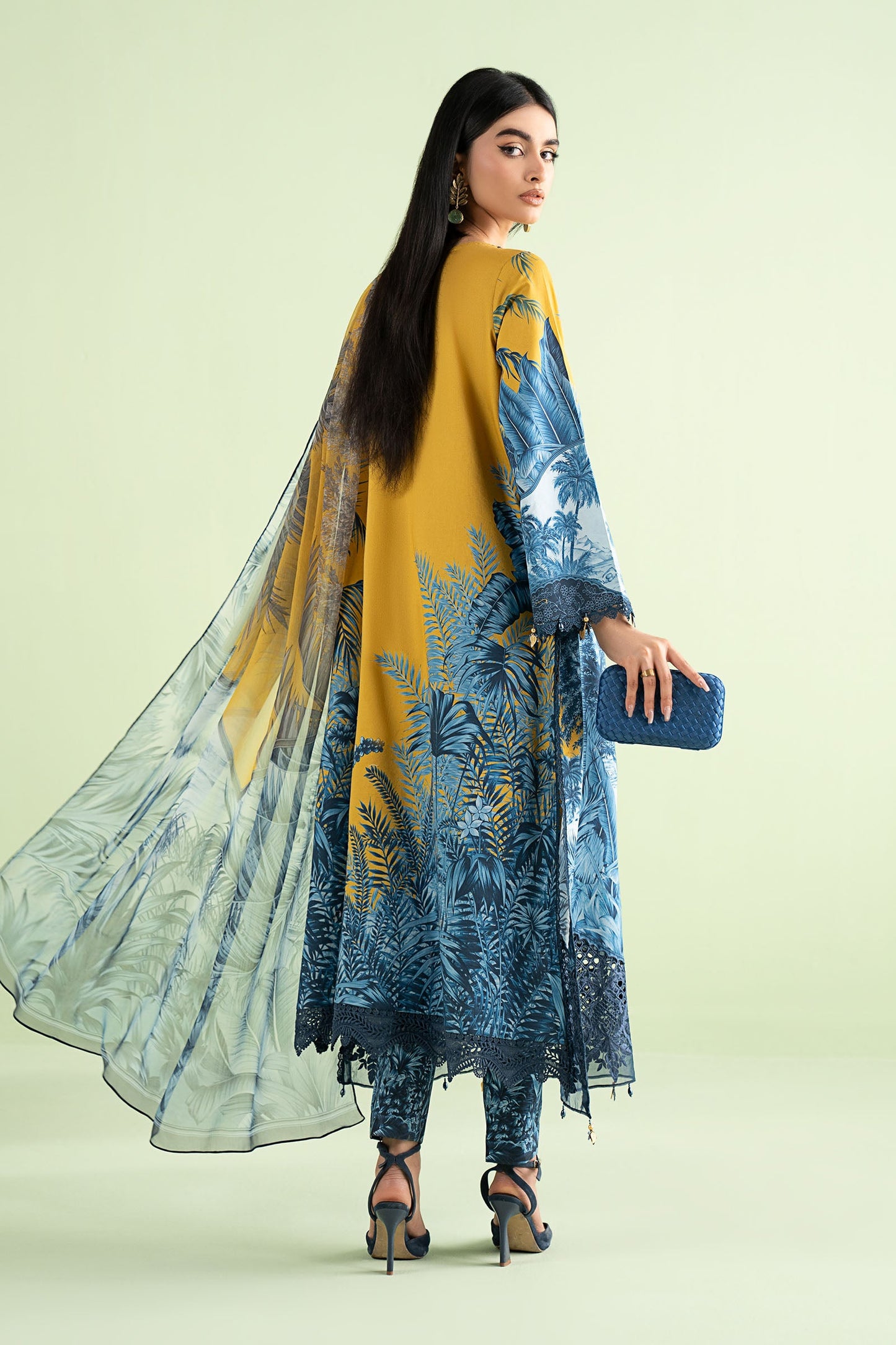 3 Piece Embroidered Lawn Suit