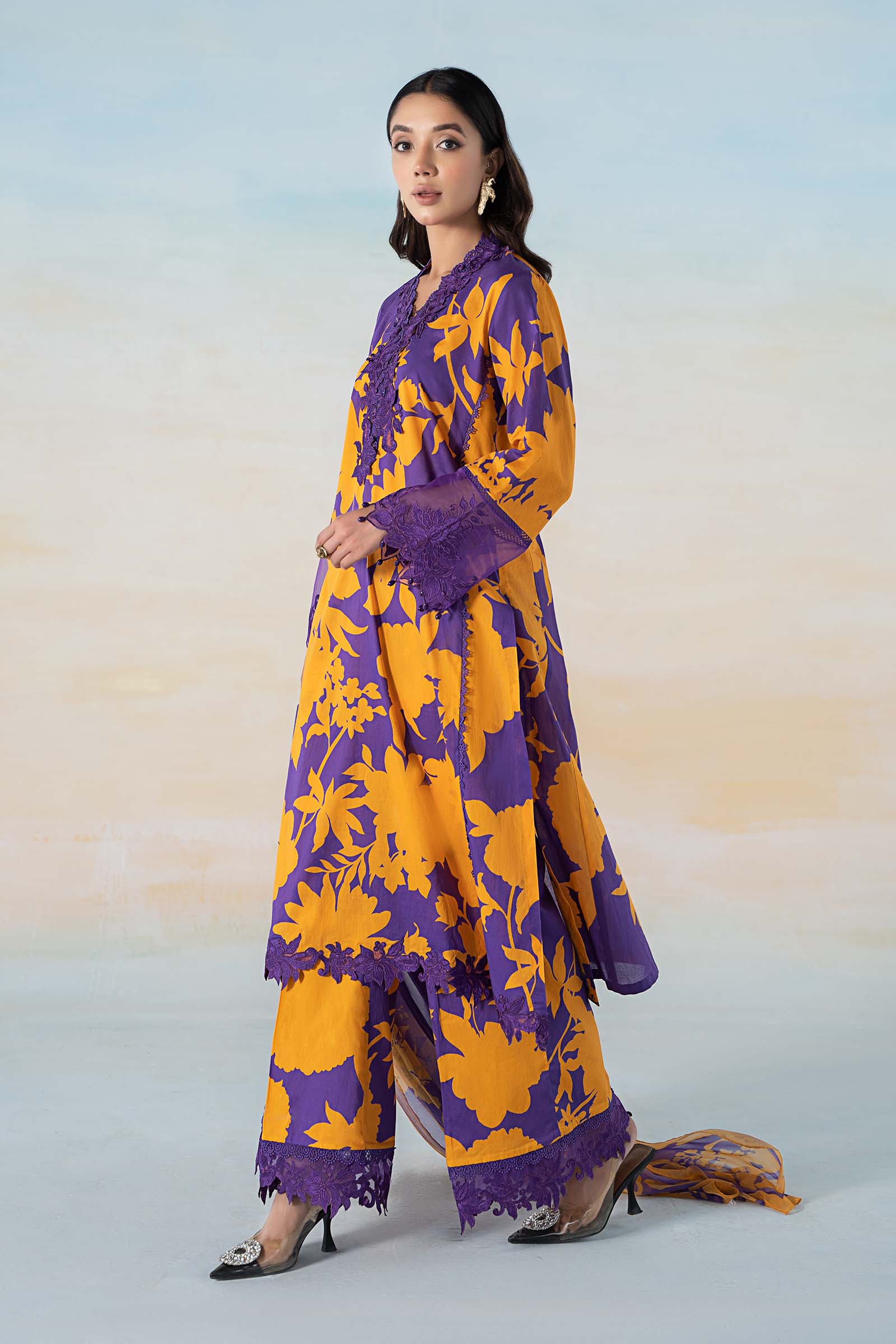 3 PIECE PRINTED LAWN SUIT