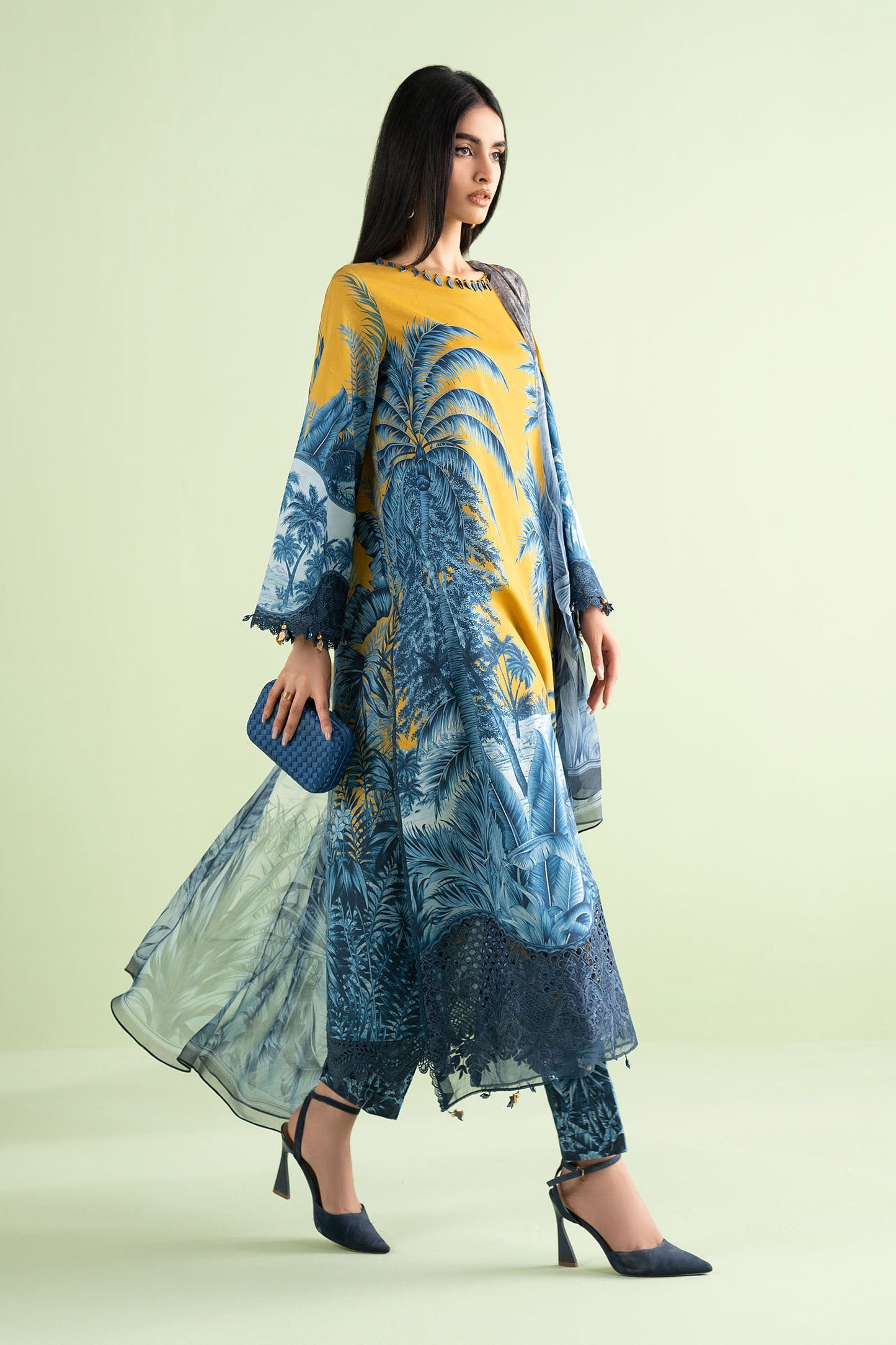 3 Piece Embroidered Lawn Suit