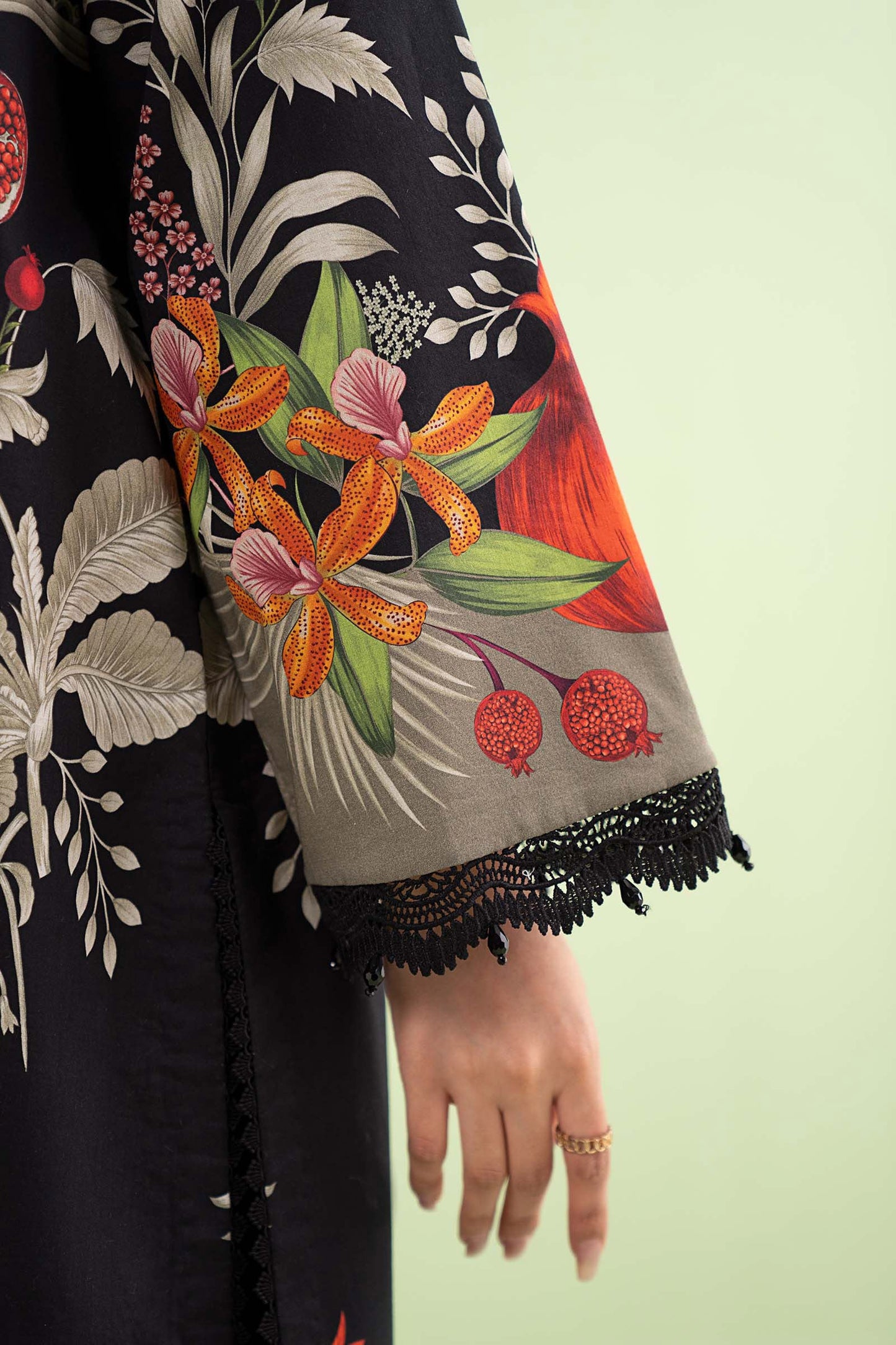 3 Piece Embroidered Lawn Suit