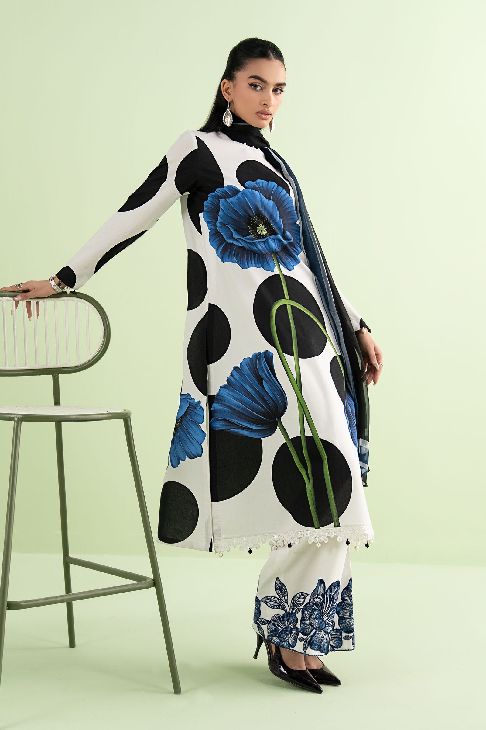 3 Piece Embroidered Lawn Suit