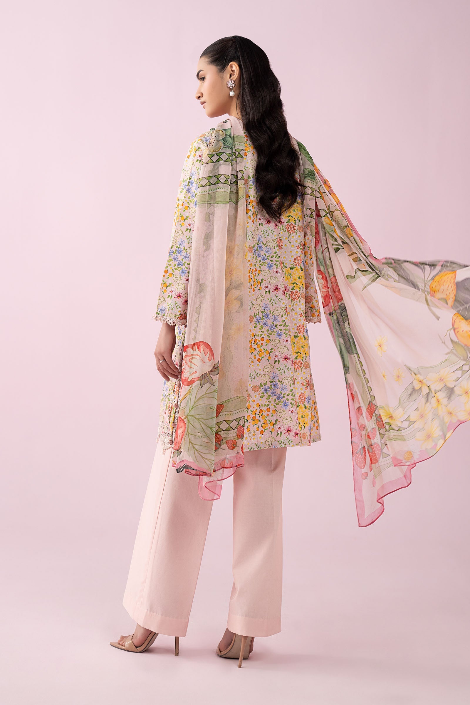 3 Piece Embroidered Lawn Suit
