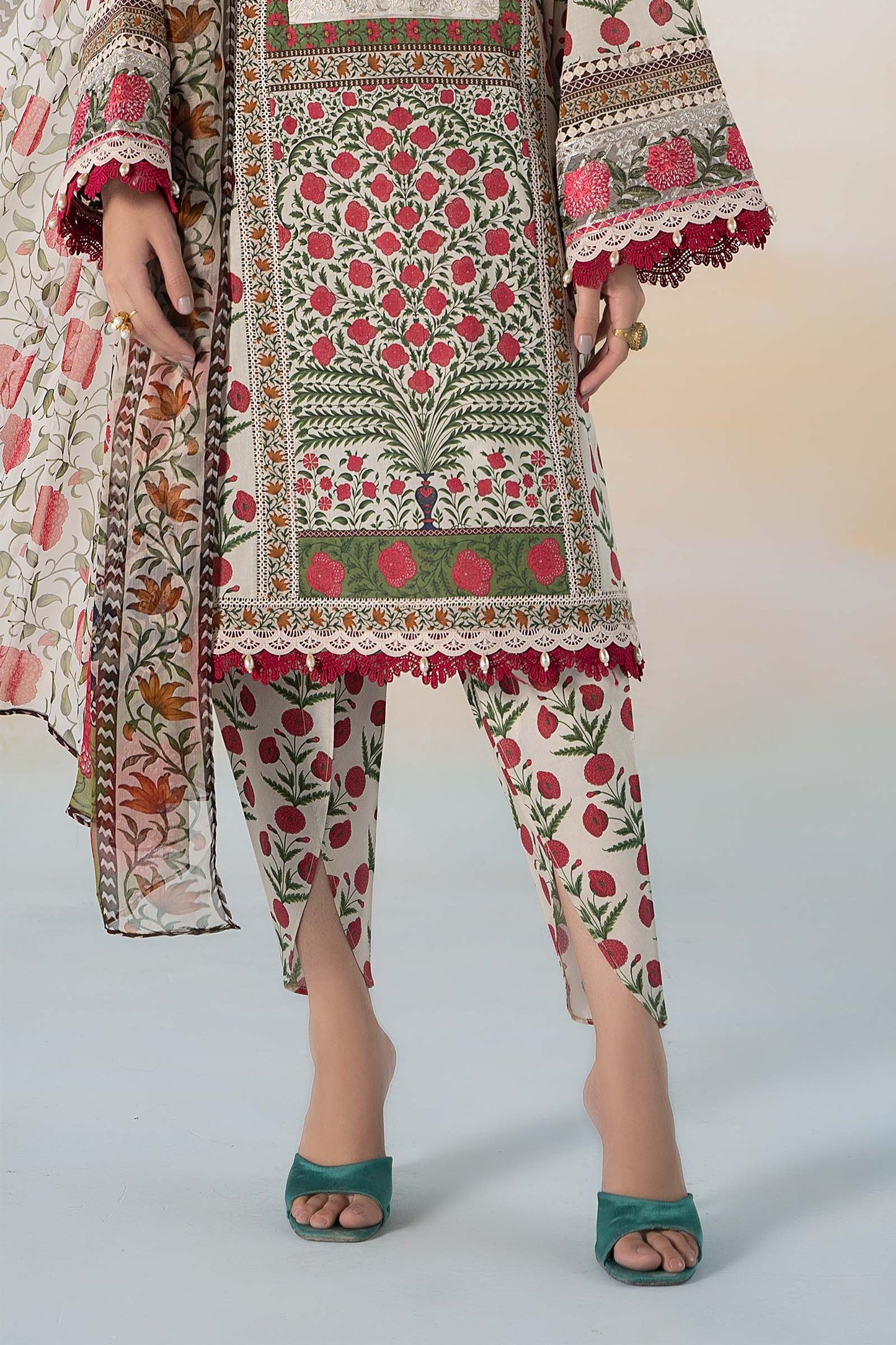 3 PIECE PRINTED LAWN SUIT