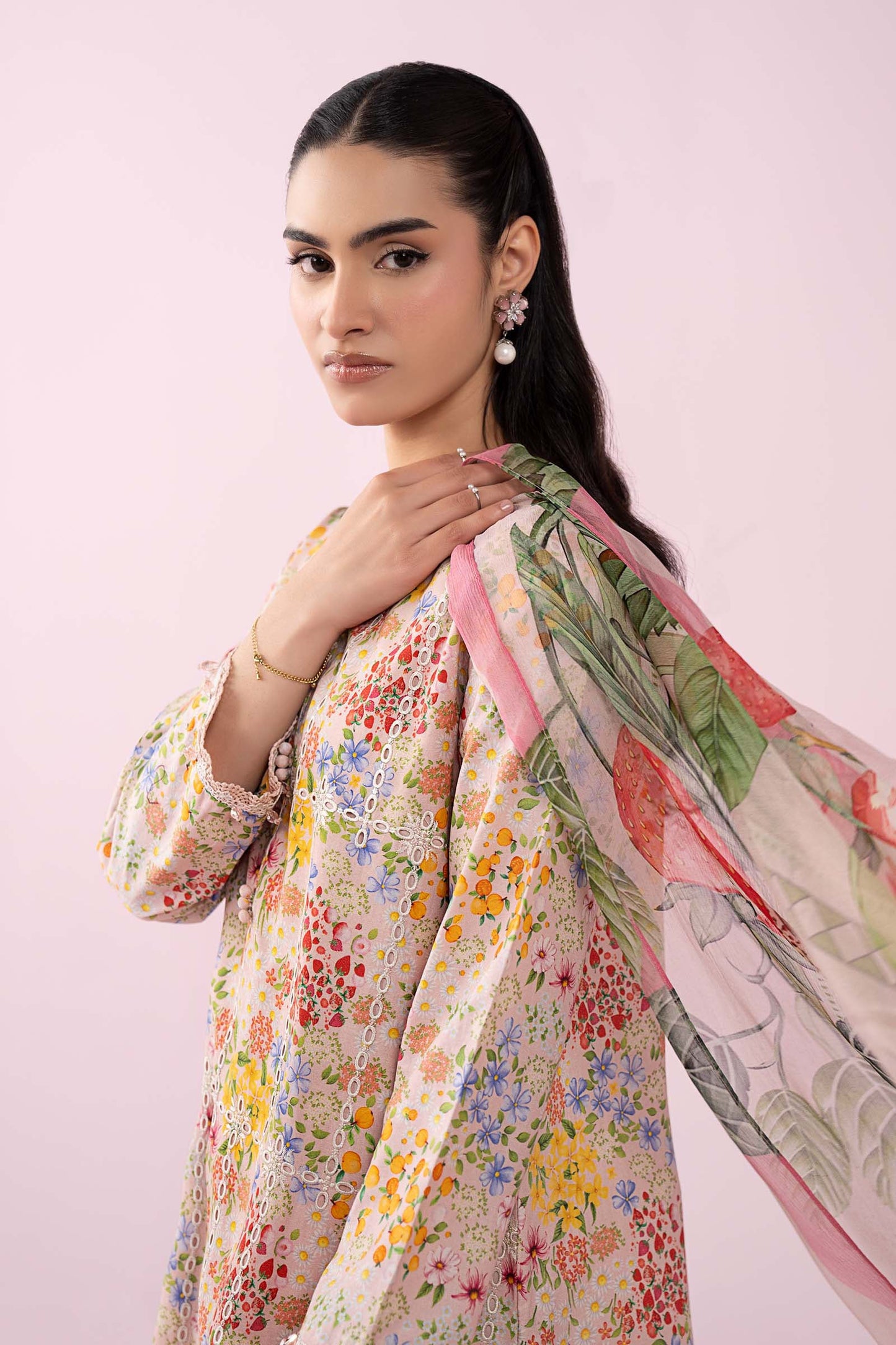 3 Piece Embroidered Lawn Suit