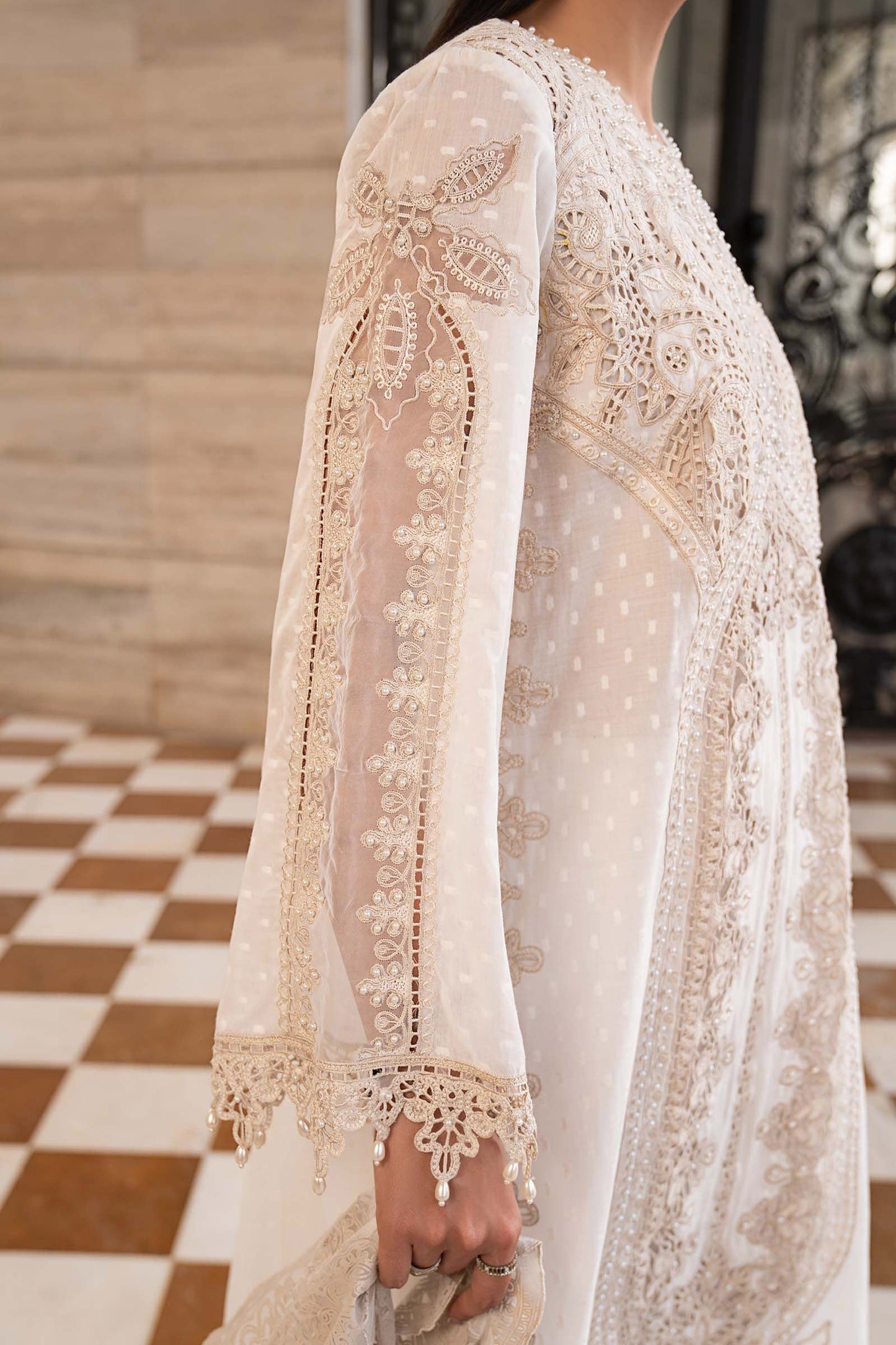 3 Piece Embroidered Jacquard Lawn Suit
