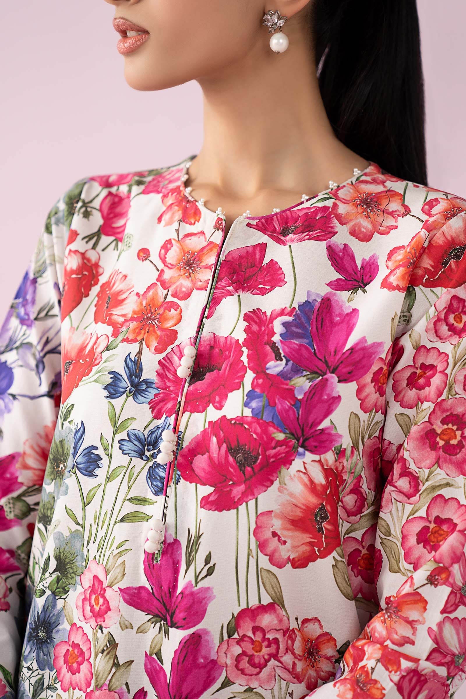 3 Piece Embroidered Lawn Suit