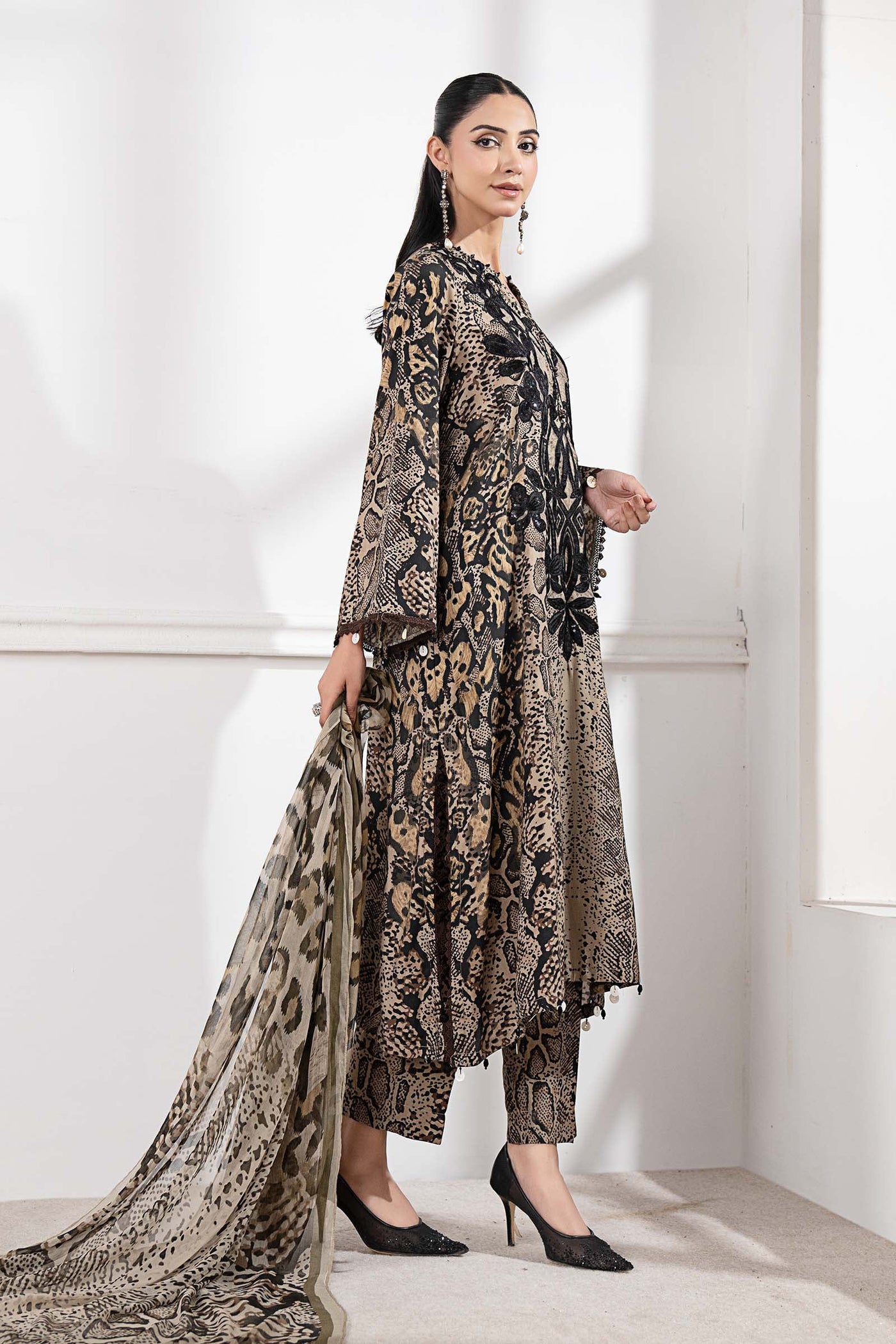 3 Piece Embroidered Linen Suit