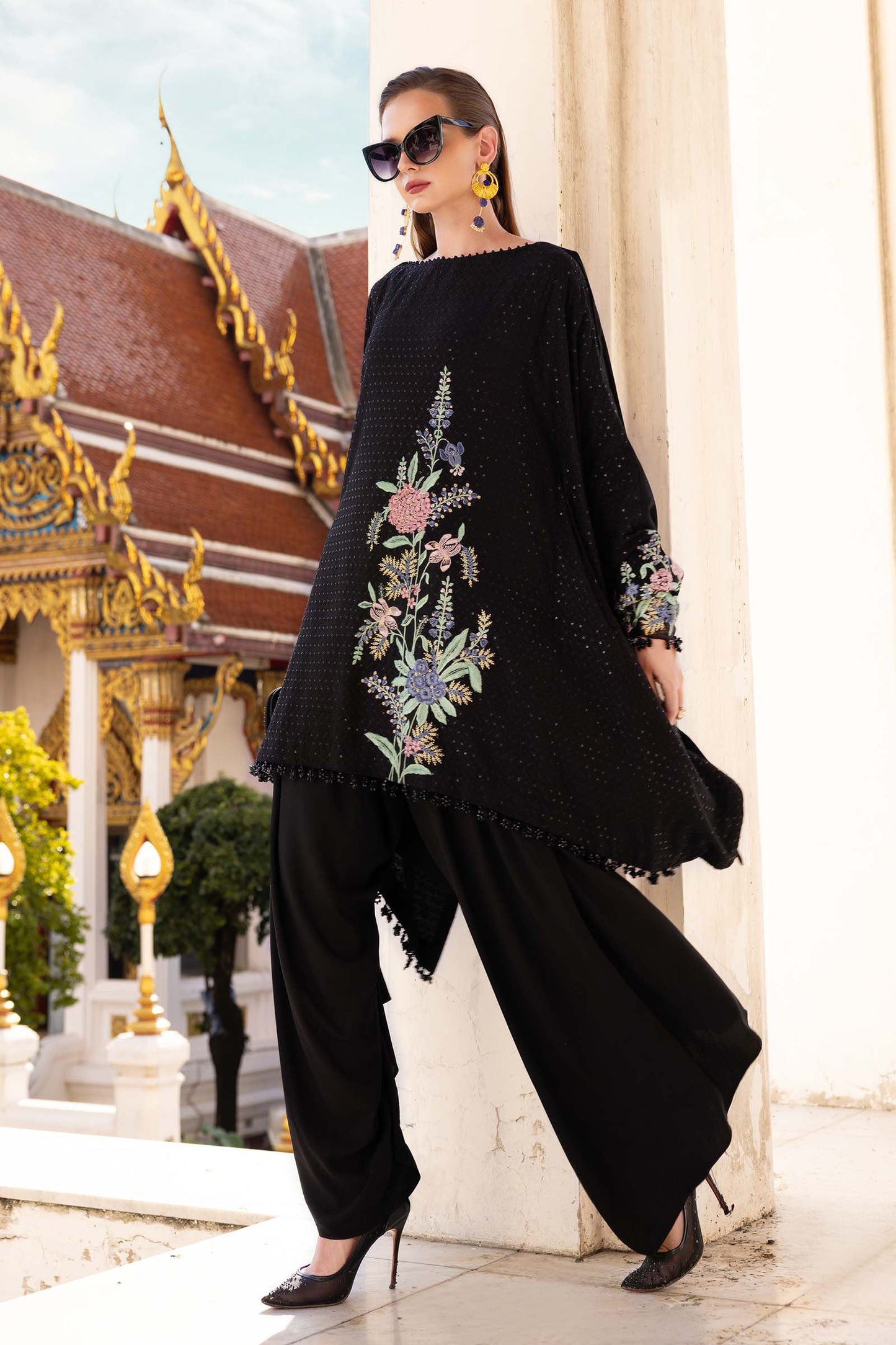 3 Piece Unstitched Embroidered Twill Linen Suit