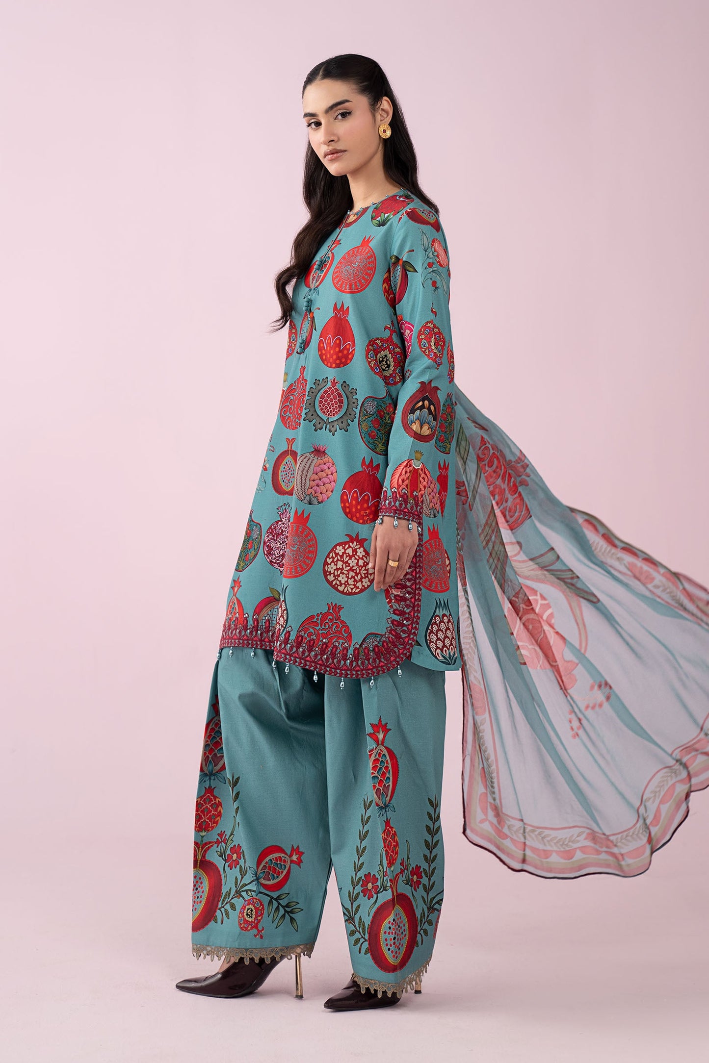 3 Piece Embroidered Lawn Suit