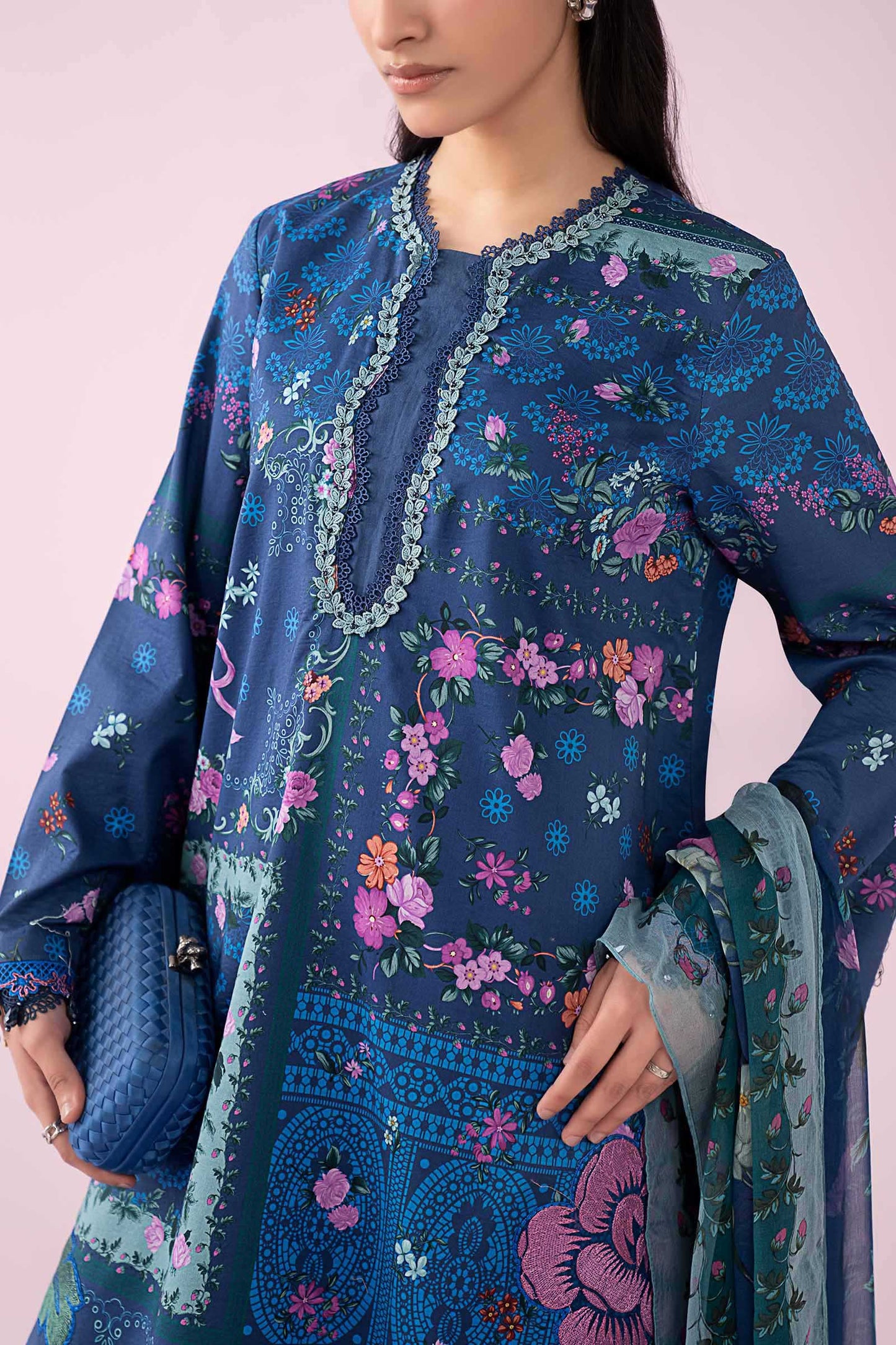 3 Piece Embroidered Lawn Suit
