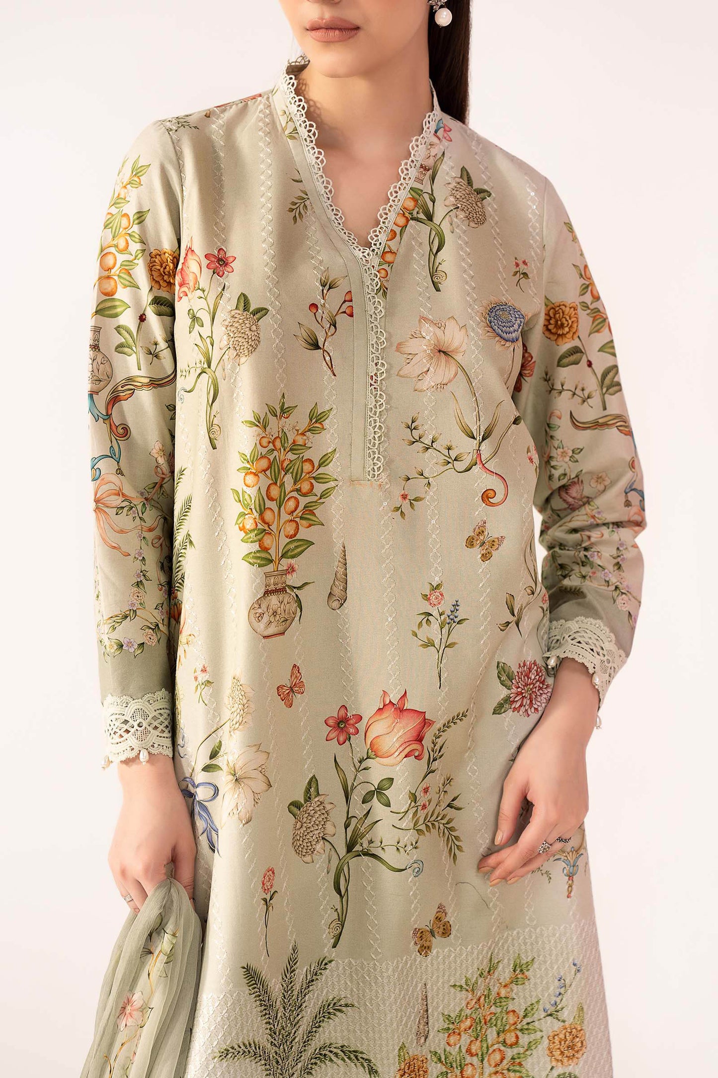 3 Piece Embroidered Lawn Suit