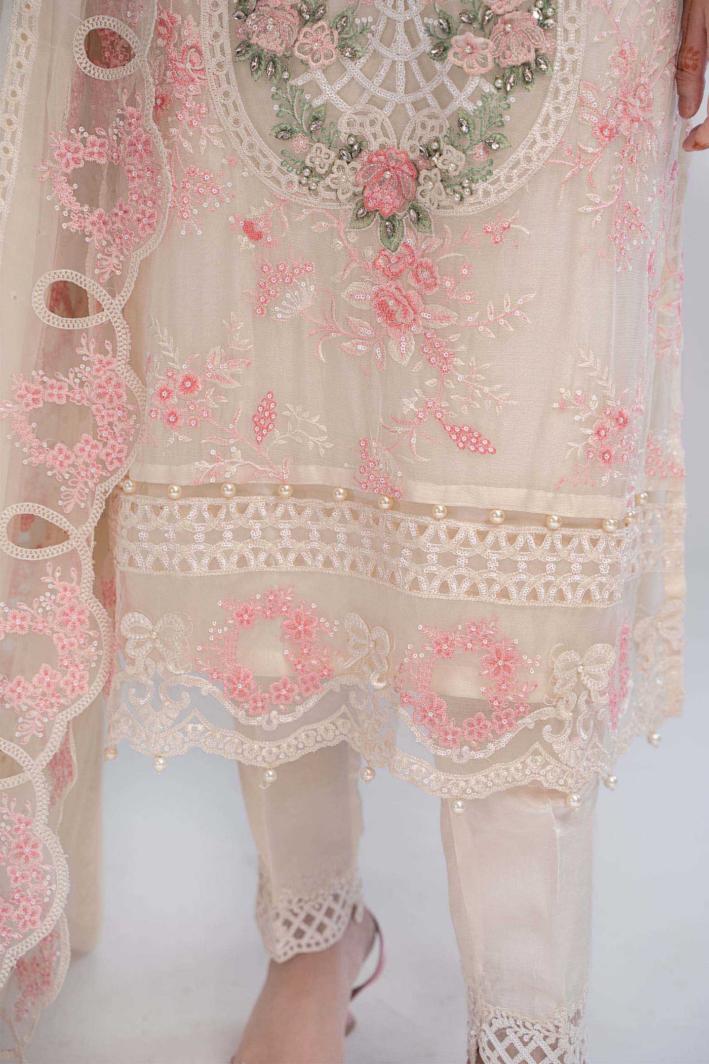 Suit Off White and Pastels BDS-2604