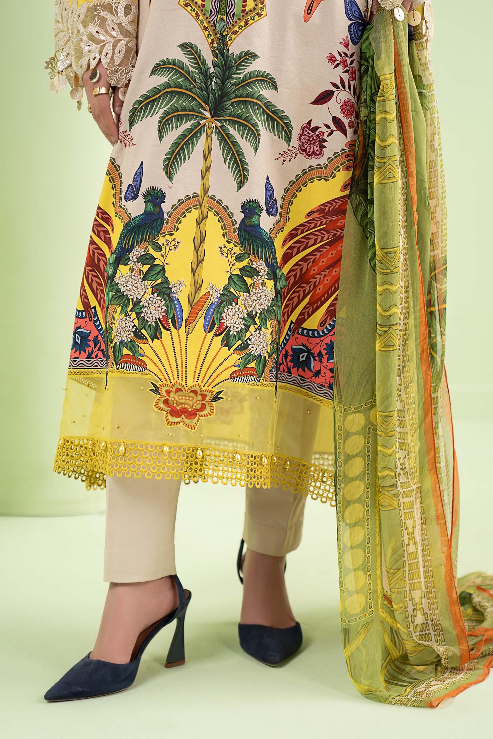 3 Piece Embroidered Lawn Suit