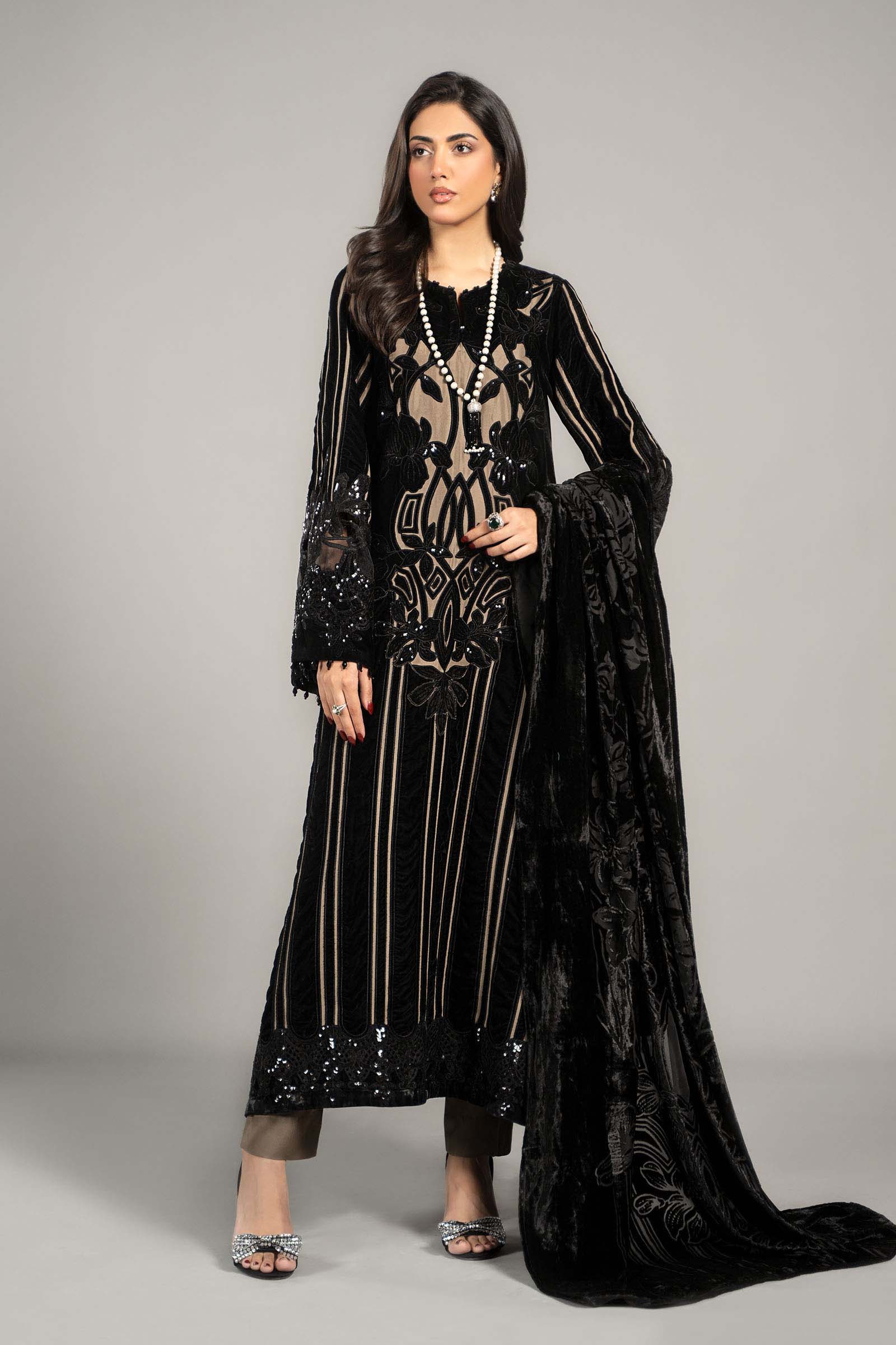 Zeya Gulaab - Velvet Embroidered Suit Set