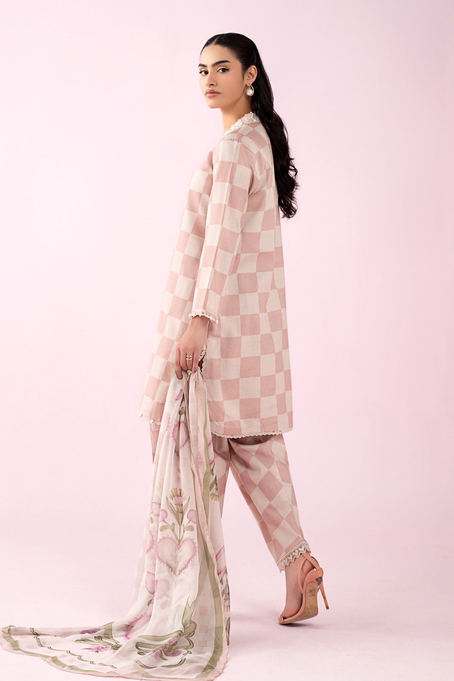 3 Piece Embroidered Lawn Suit