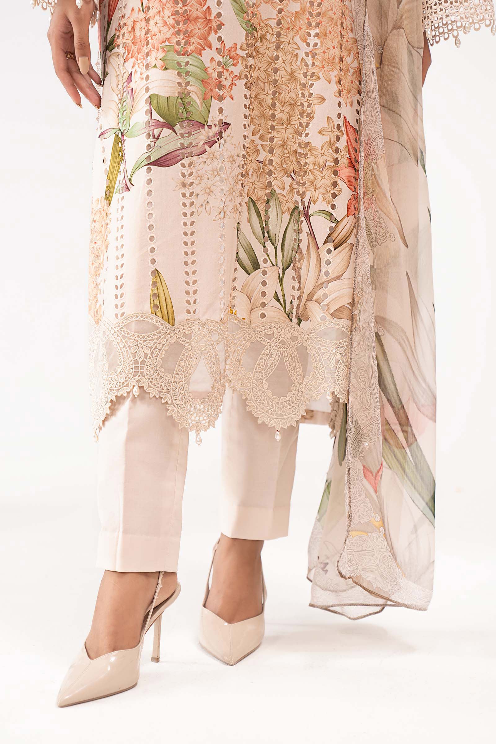 3 Piece Embroidered Lawn Suit