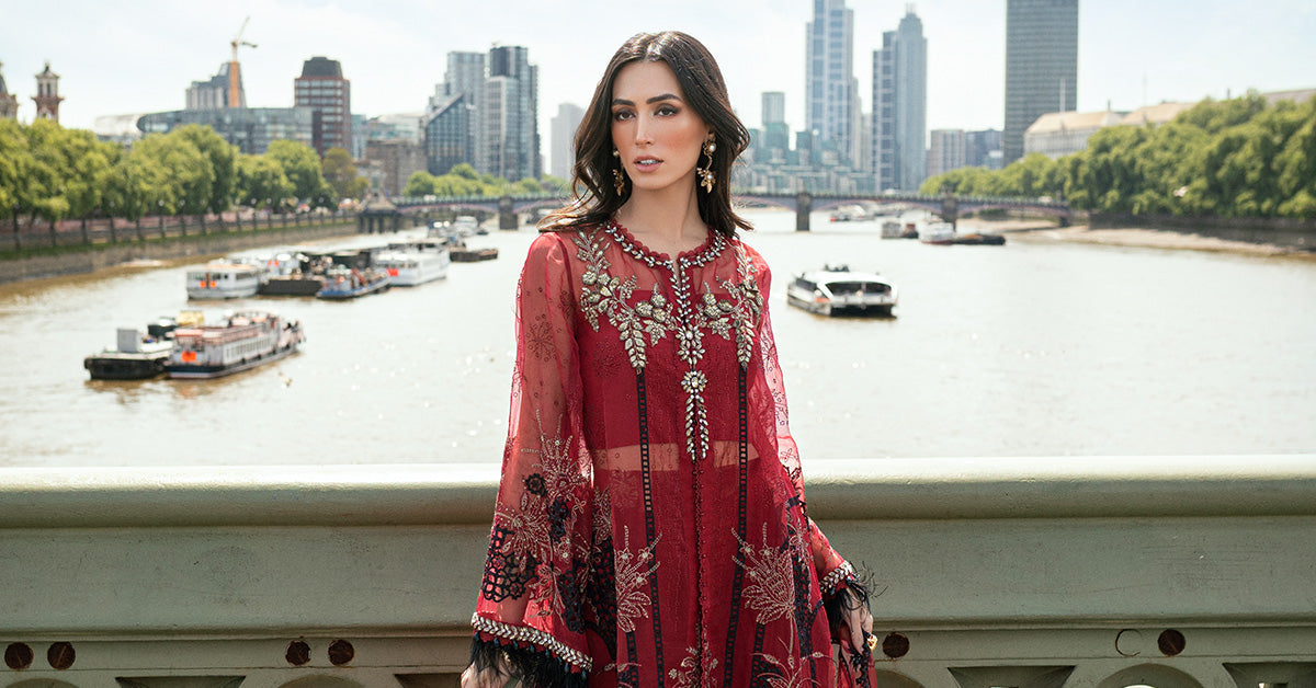 3 Piece Unstitched Embroidered Organza Suit