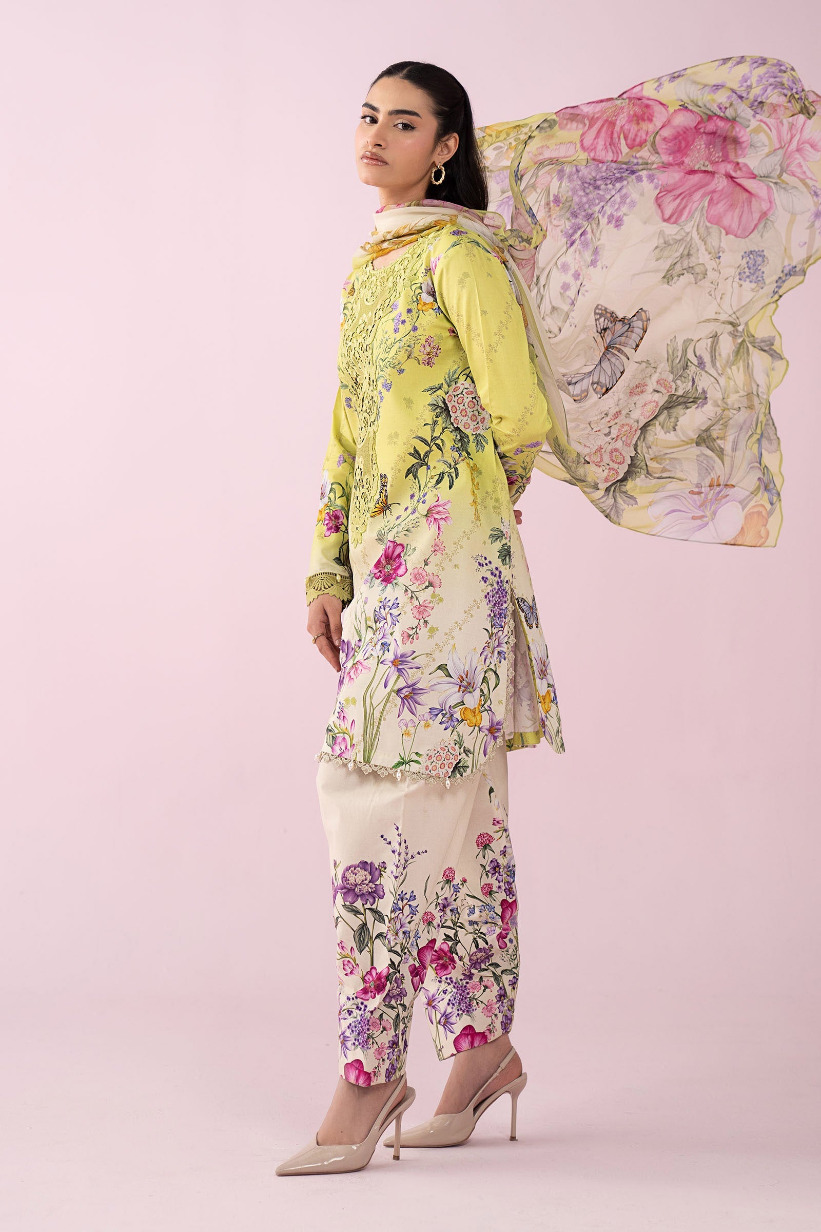 3 Piece Embroidered Lawn Suit