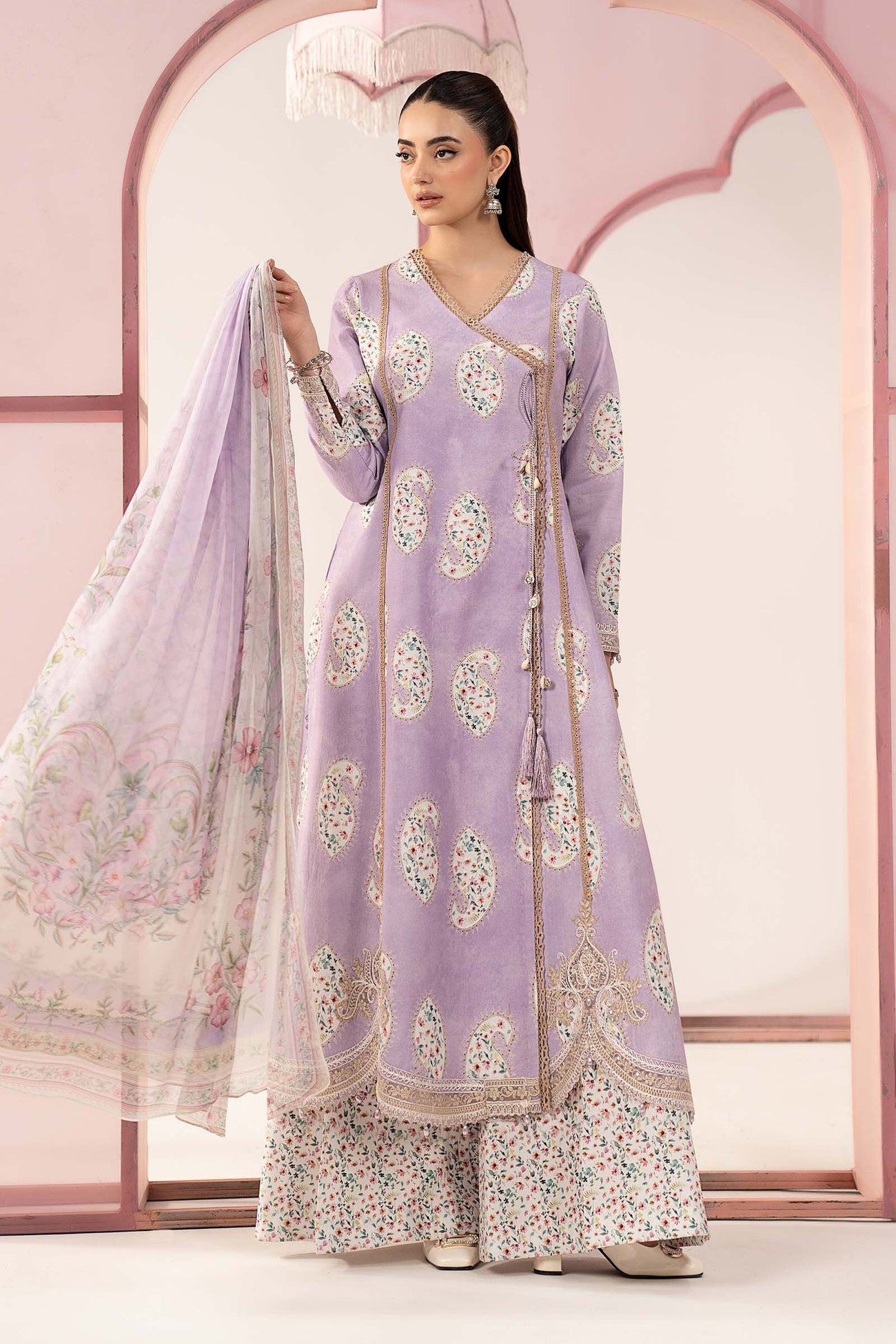3 Piece Embroidered Lawn Suit