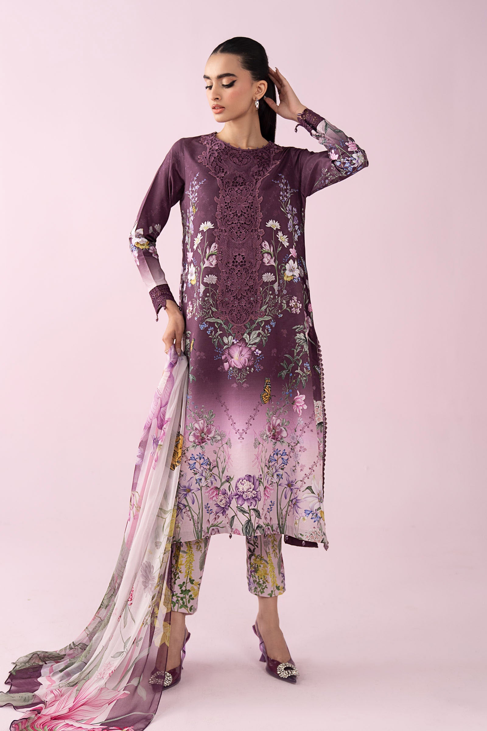 3 Piece Embroidered Lawn Suit