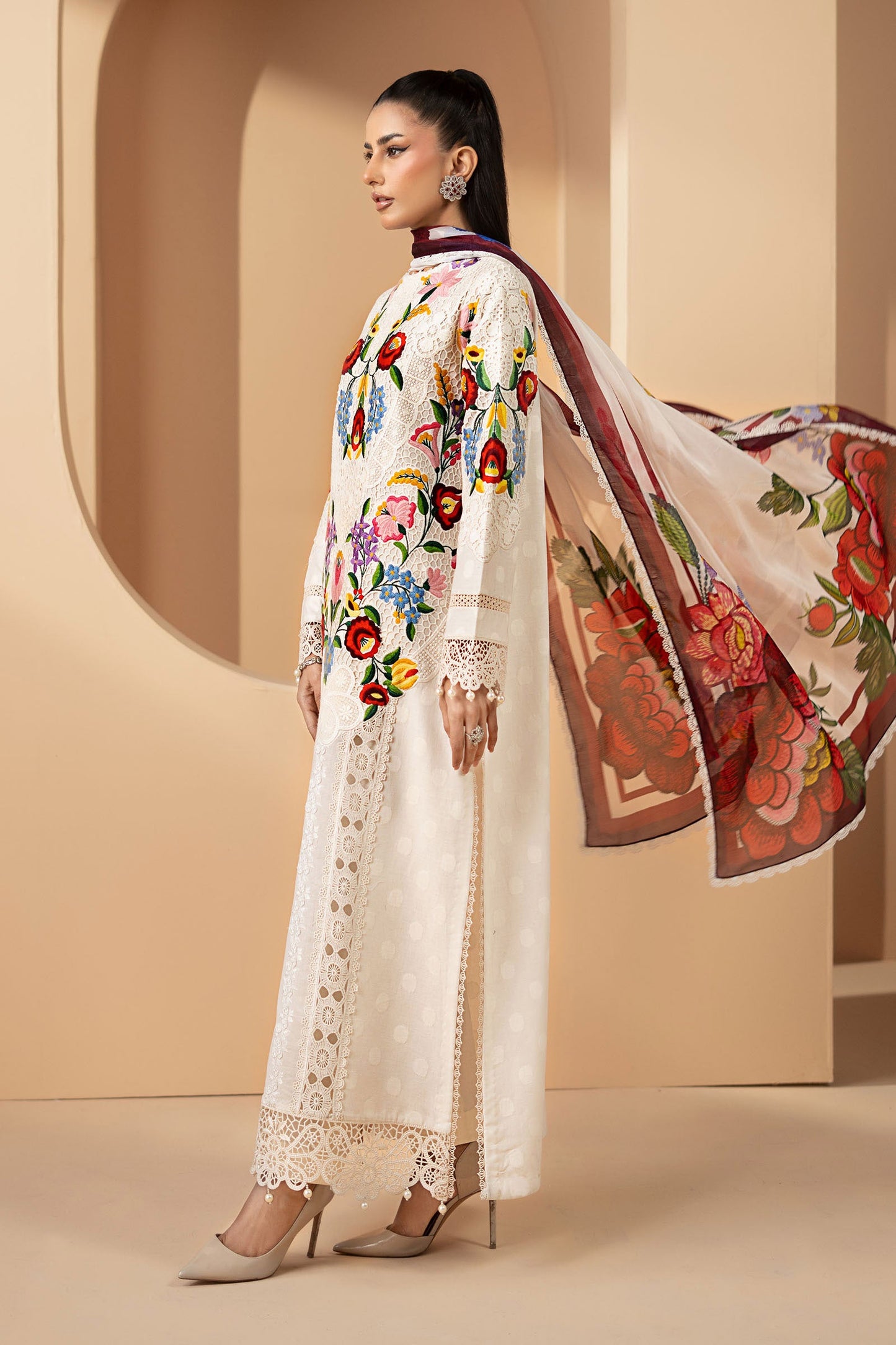 3 Piece Embroidered Jacquard Lawn Suit