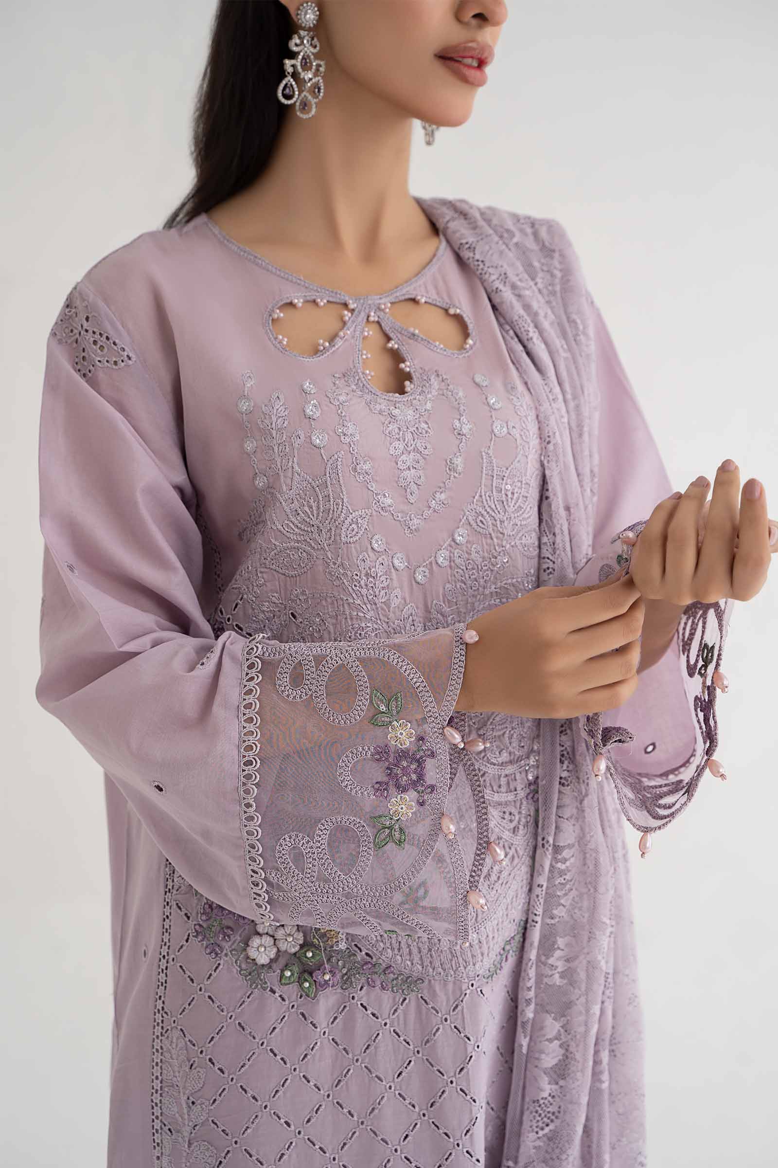 3 Piece Embroidered Lawn Suit | DS-2411-B