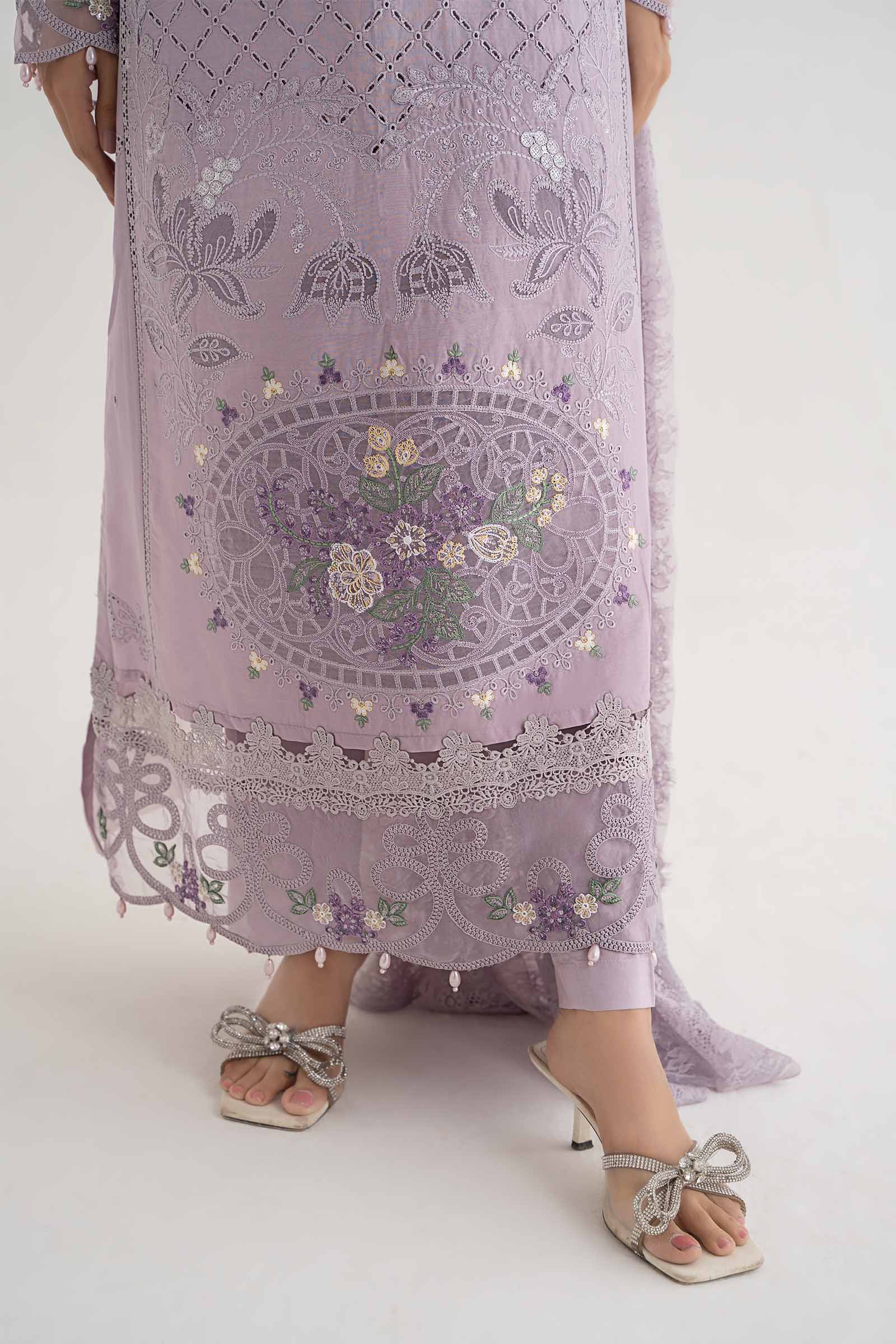 3 Piece Embroidered Lawn Suit | DS-2411-B