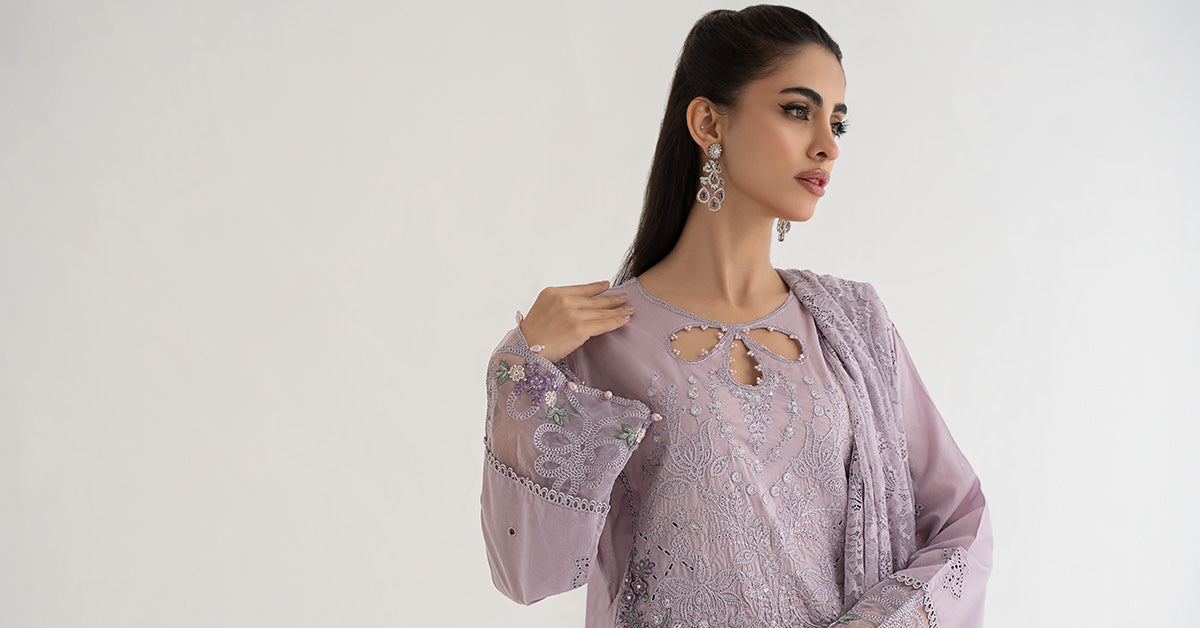3 Piece Embroidered Lawn Suit | DS-2411-B