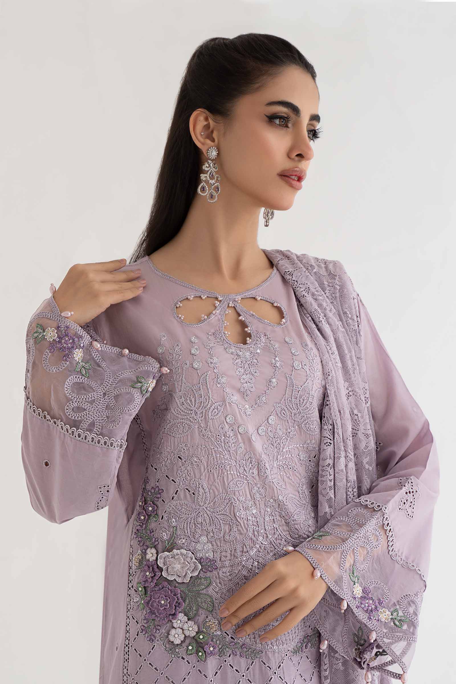 3 Piece Embroidered Lawn Suit | DS-2411-B